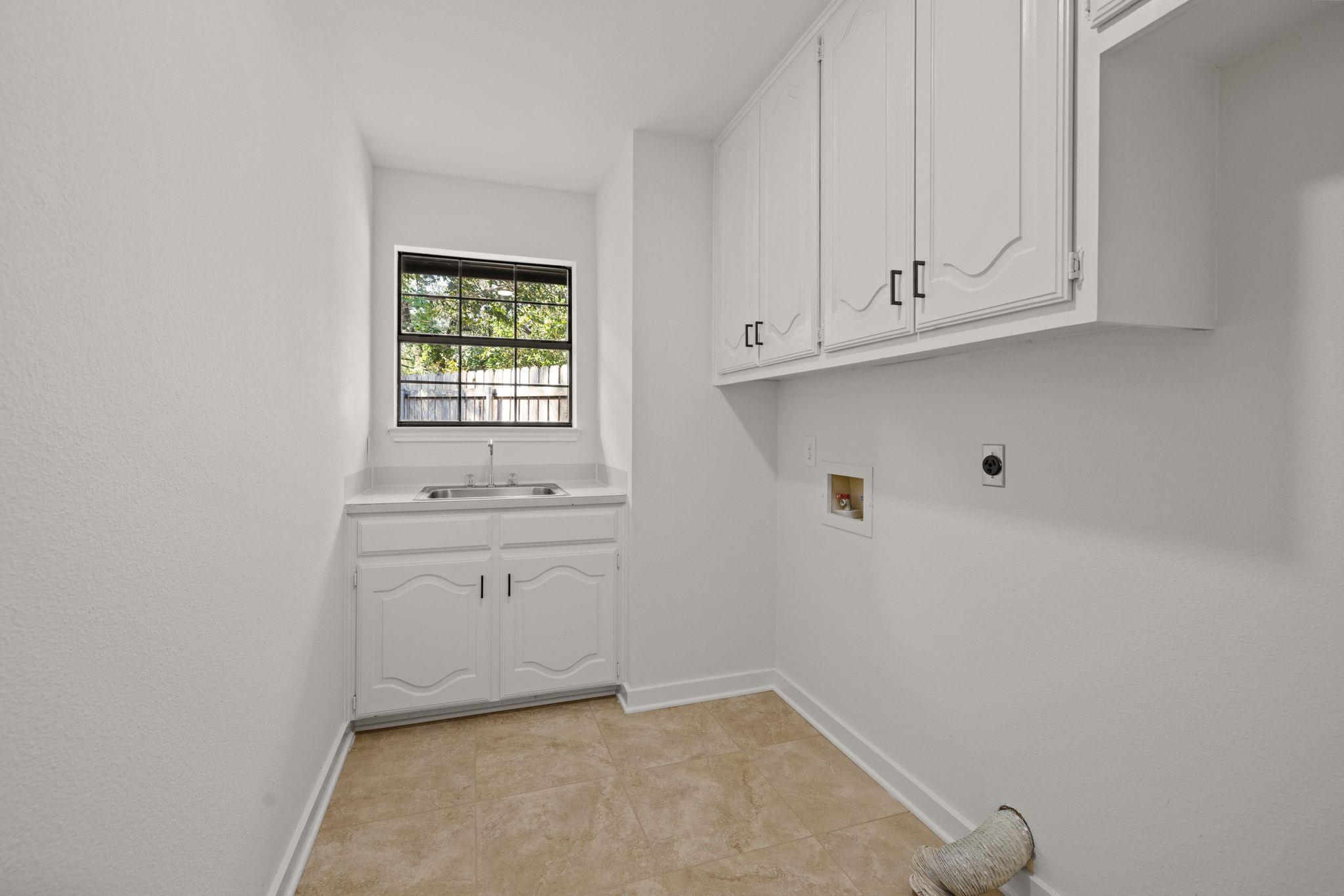 303 S Ridge Cir, Georgetown, TX 78628