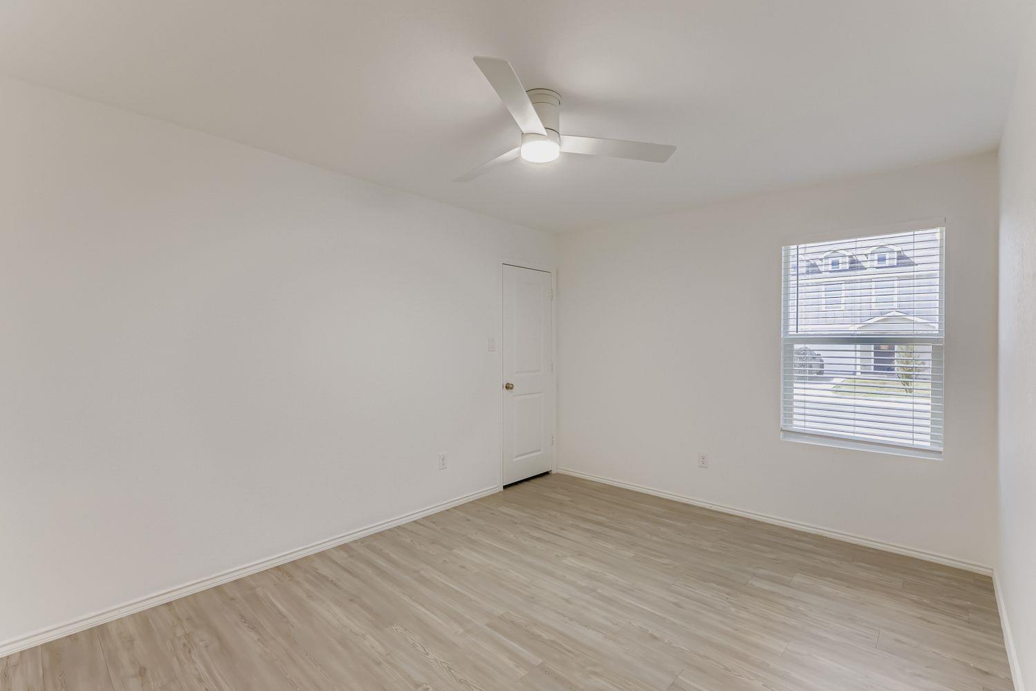 5803 Antonio Place Pl, Seguin, TX 78155