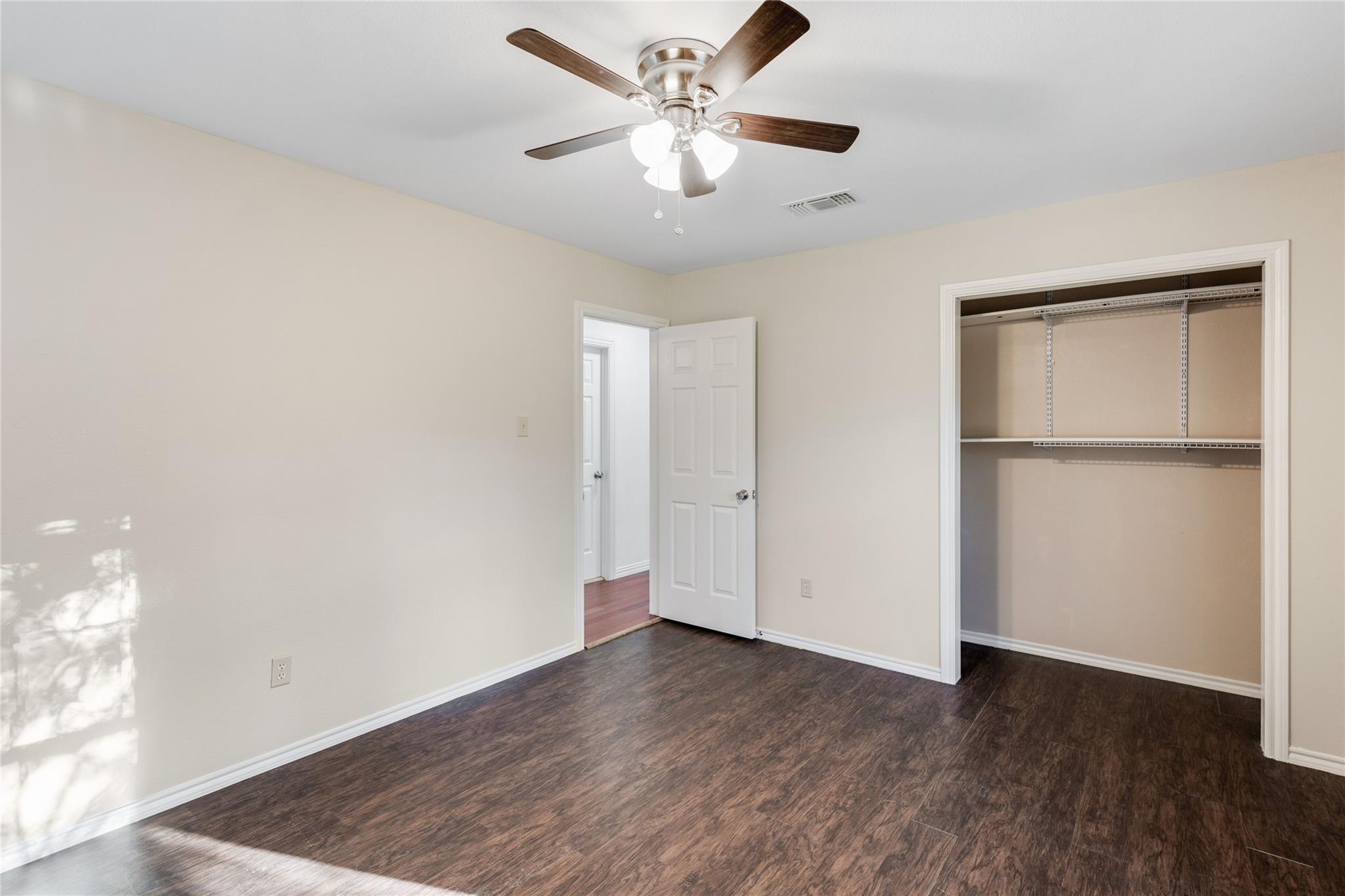 713 Jim Bowie Dr, Spicewood, TX 78669