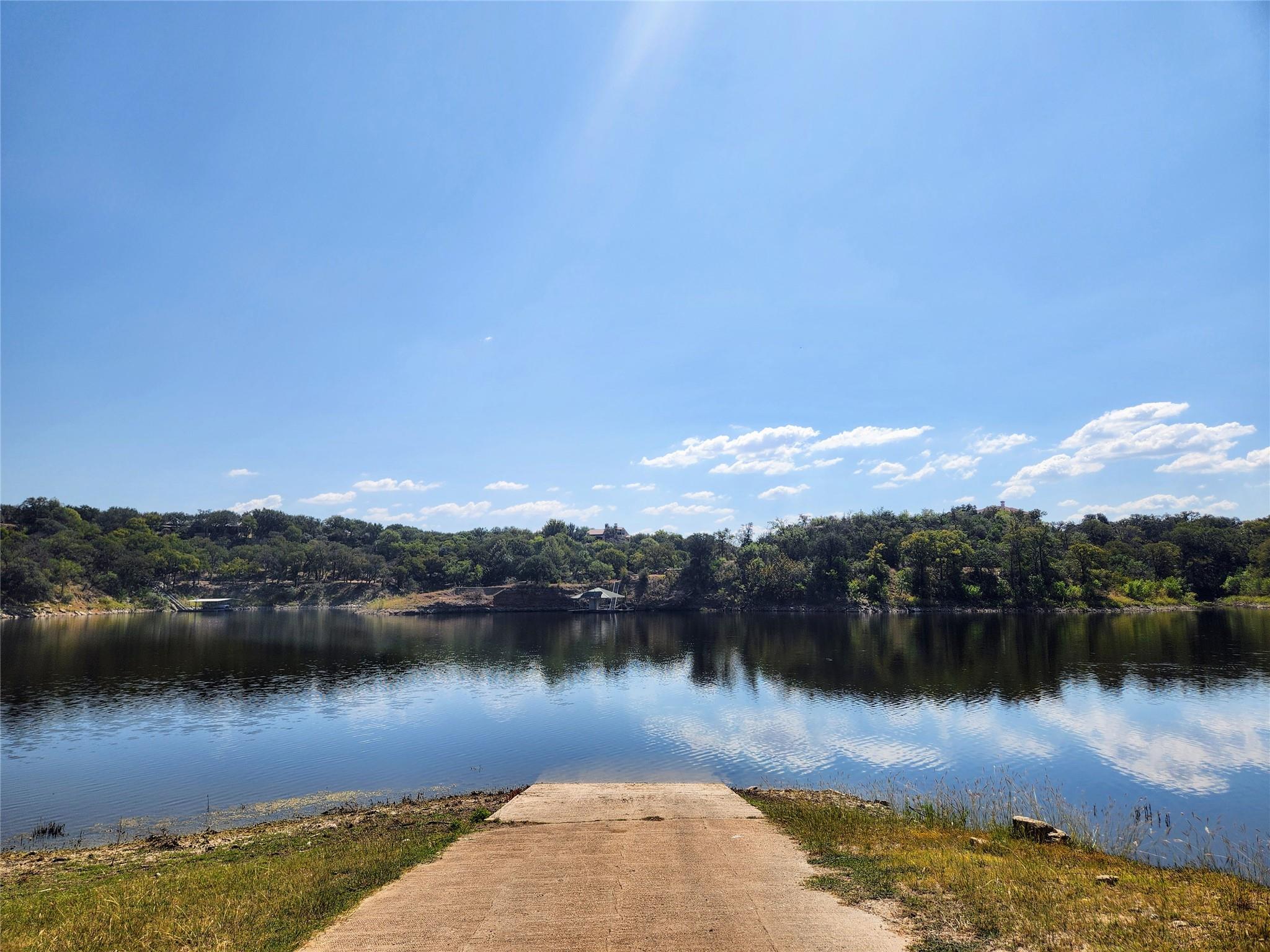 713 Jim Bowie Dr, Spicewood, TX 78669