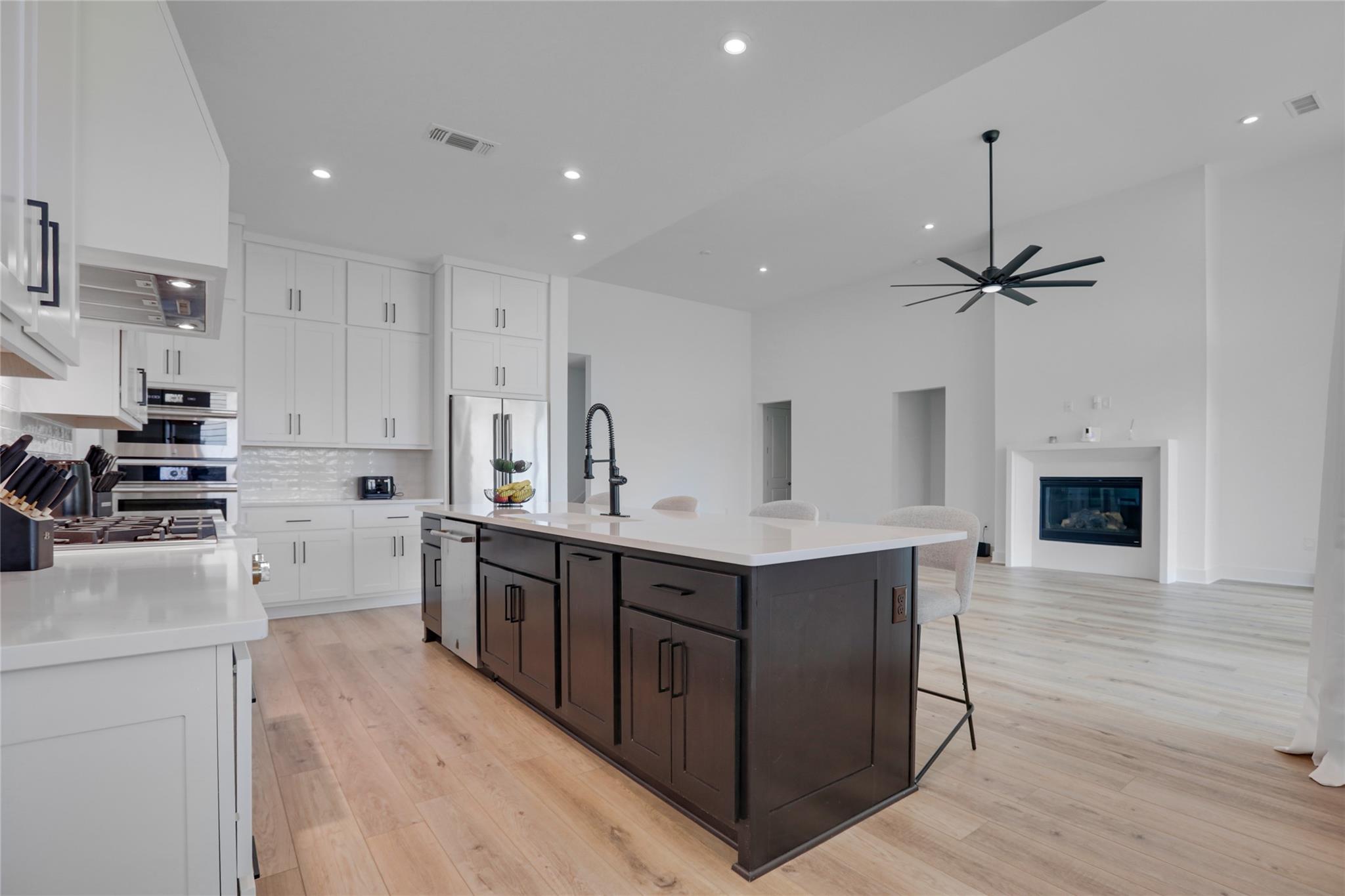 316 Valletta Way, Liberty Hill, TX 78642