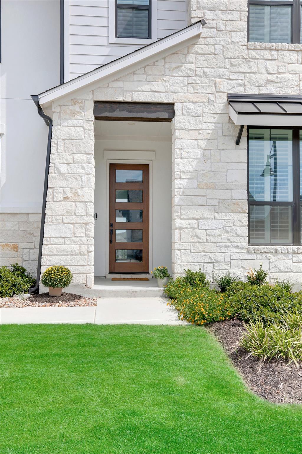 316 Valletta Way, Liberty Hill, TX 78642