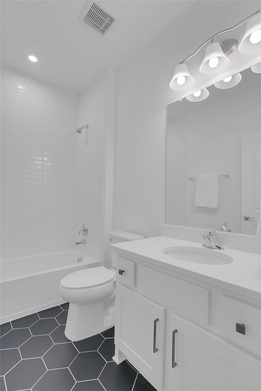 316 Valletta Way, Liberty Hill, TX 78642