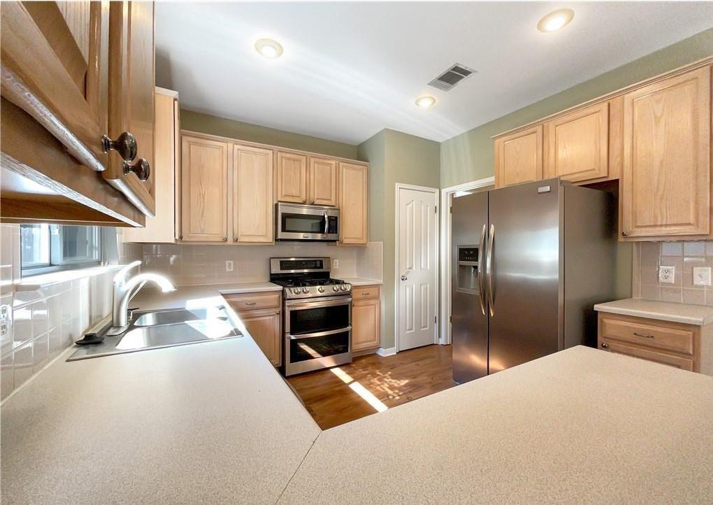 1703 Amber Skyway Cv, Round Rock, TX 78665