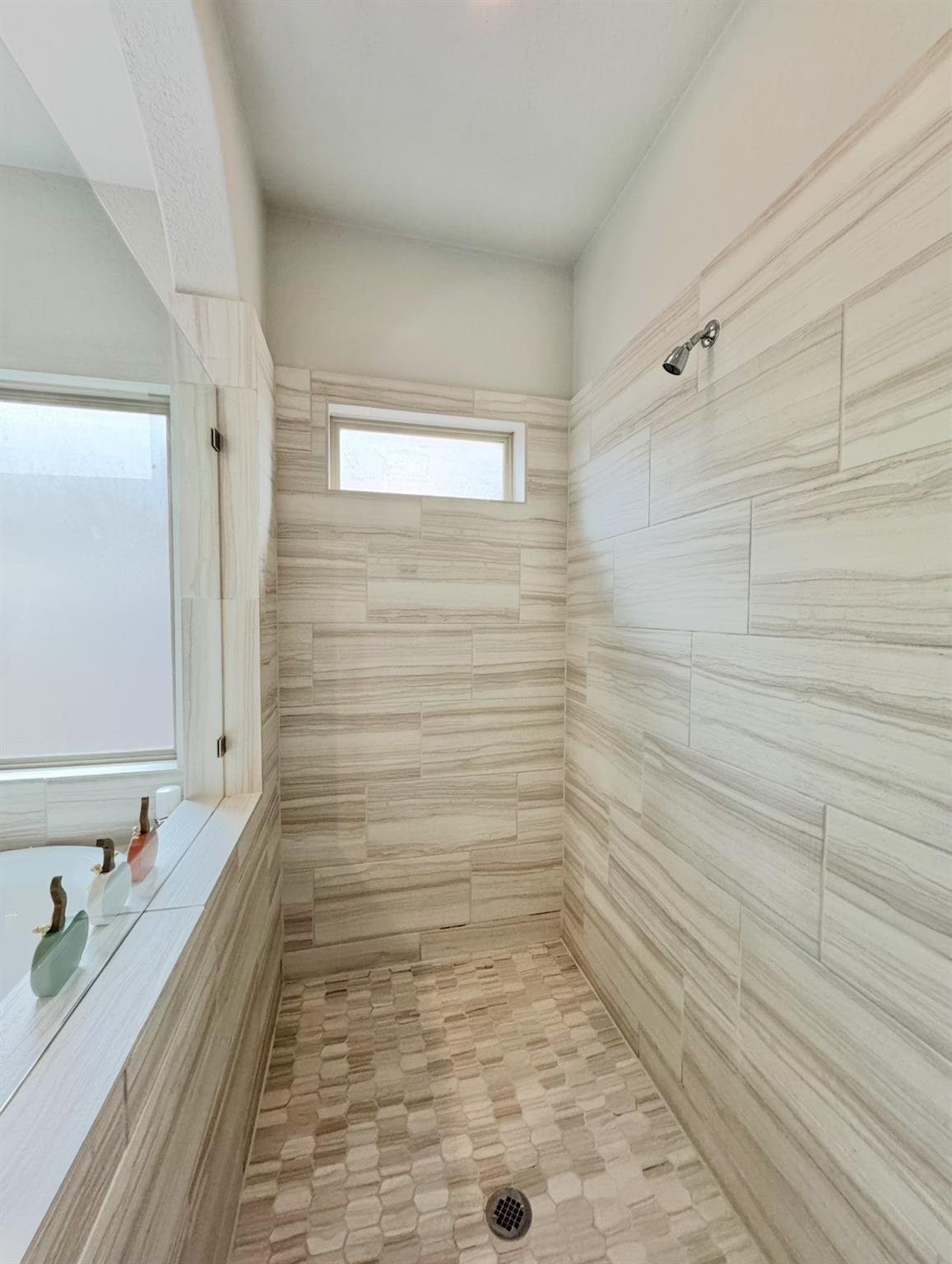 2157 Wildrye Ln, New Braunfels, TX 78132