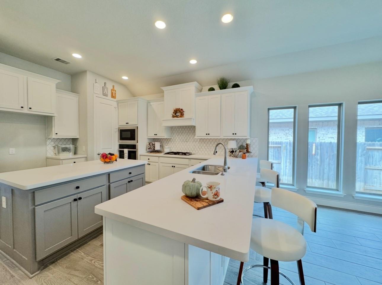 2157 Wildrye Ln, New Braunfels, TX 78132