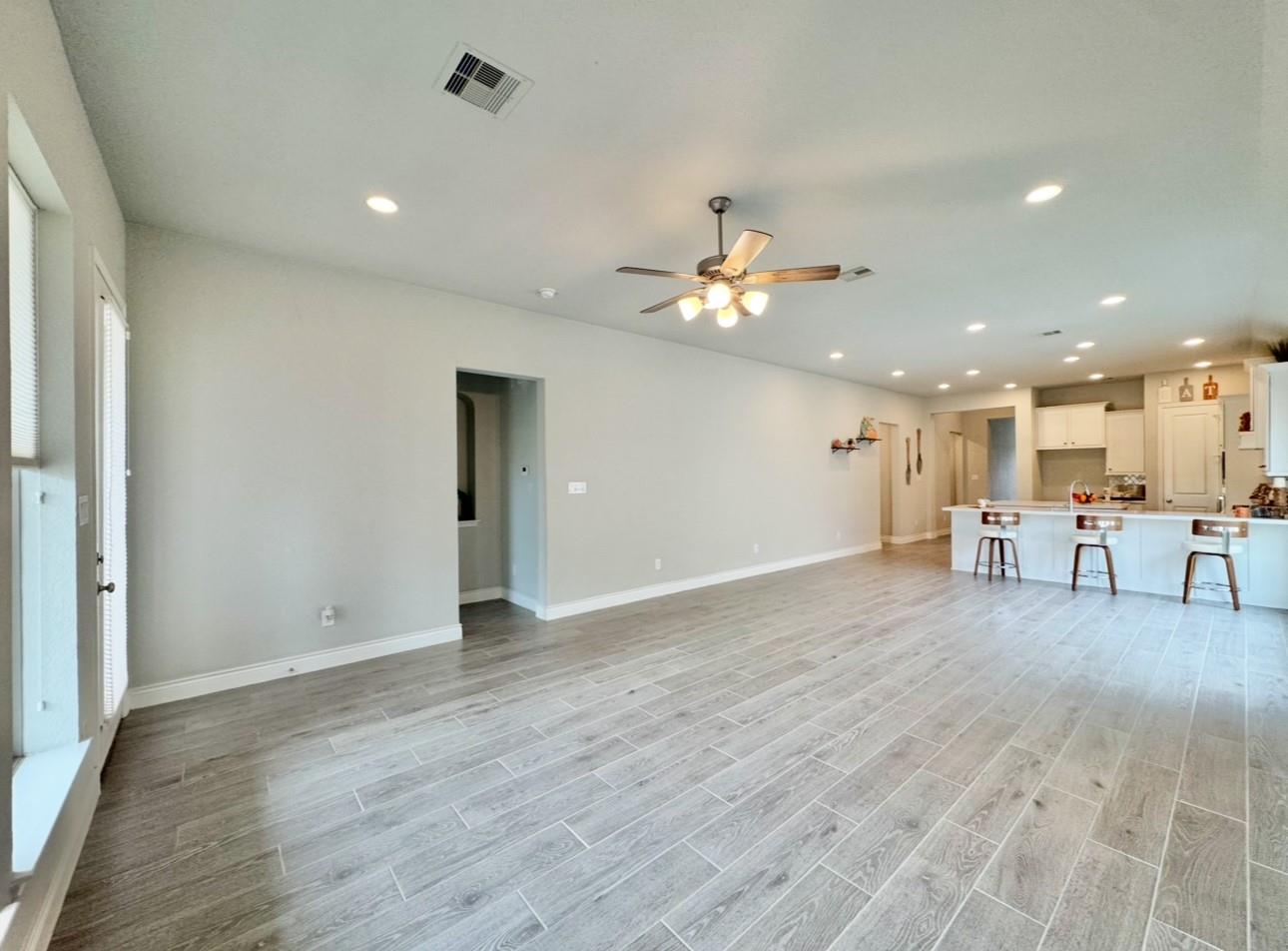 2157 Wildrye Ln, New Braunfels, TX 78132