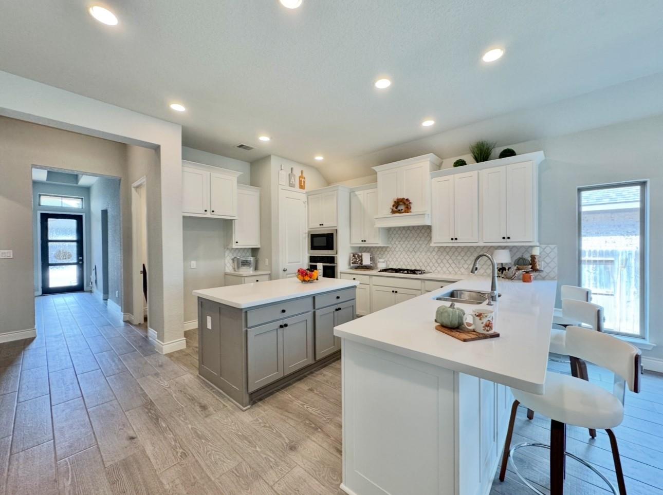 2157 Wildrye Ln, New Braunfels, TX 78132