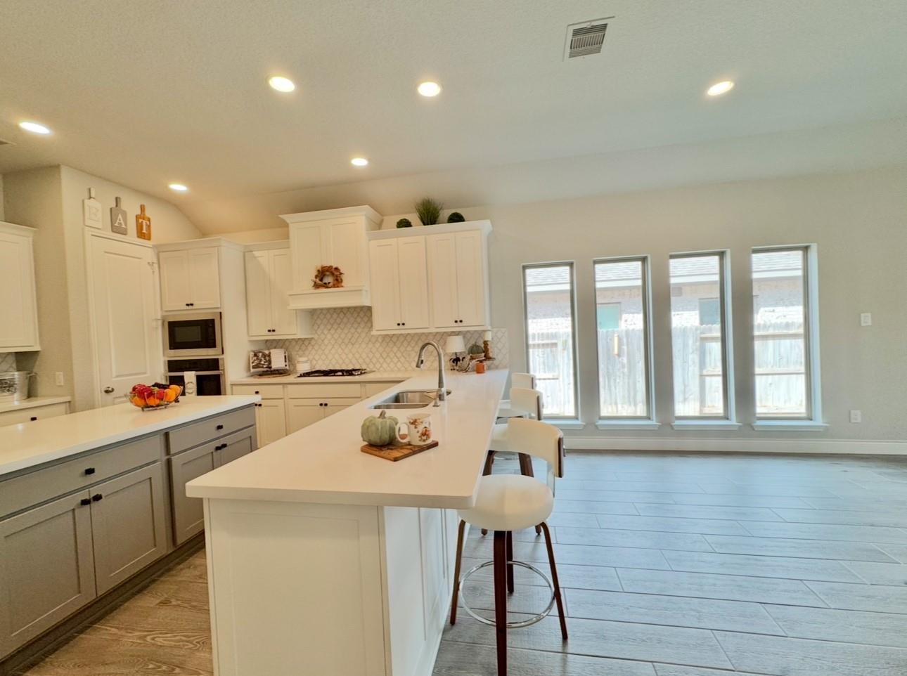 2157 Wildrye Ln, New Braunfels, TX 78132