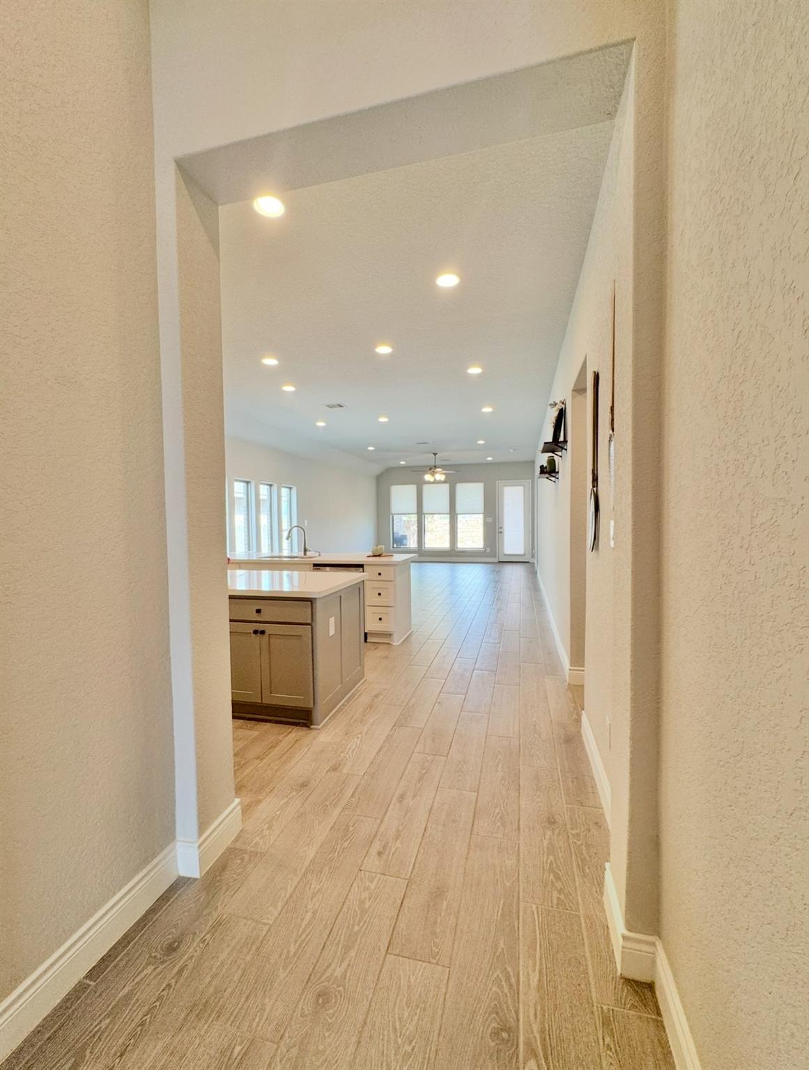 2157 Wildrye Ln, New Braunfels, TX 78132