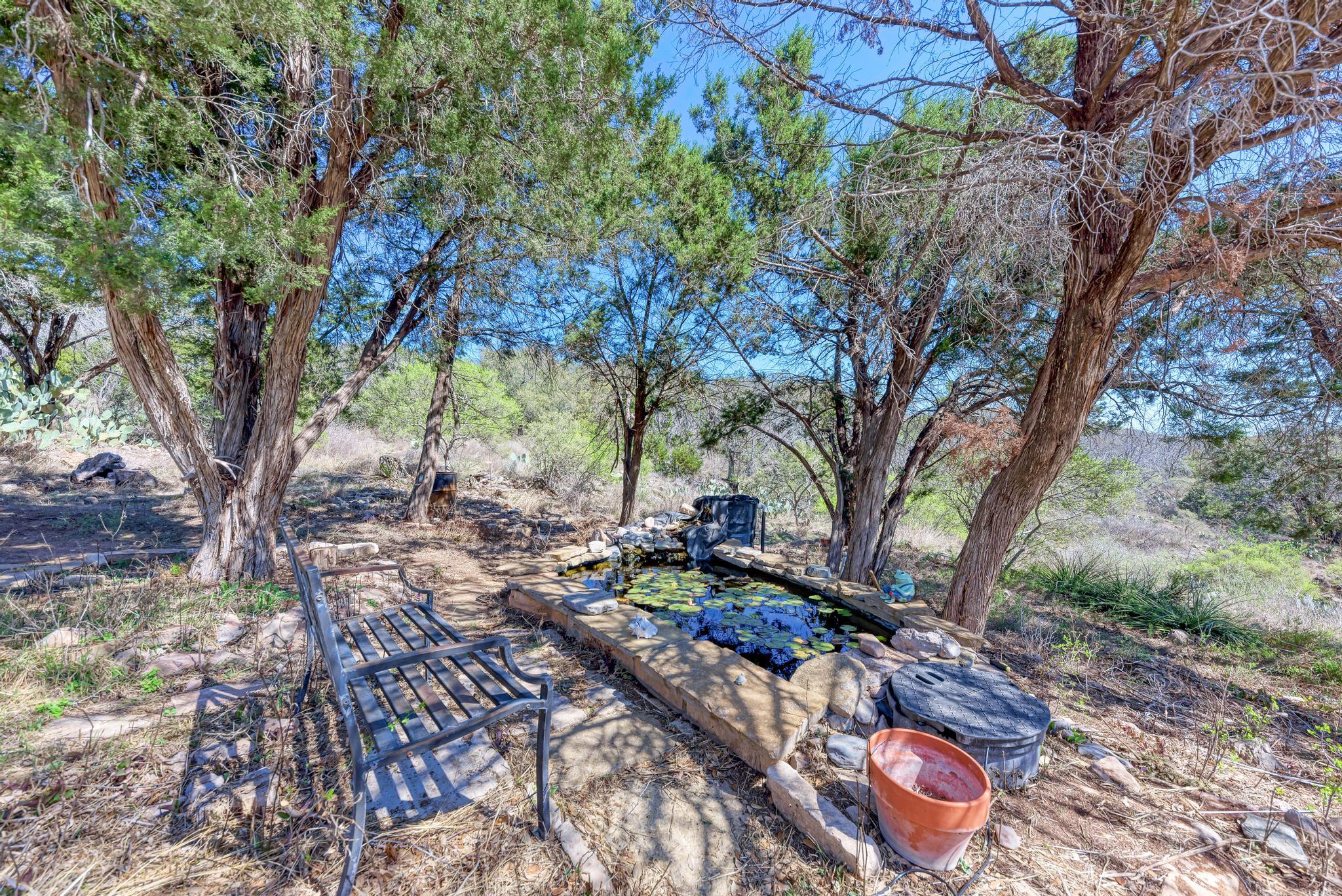 330 Juniper Trl, Kingsland, TX 78639