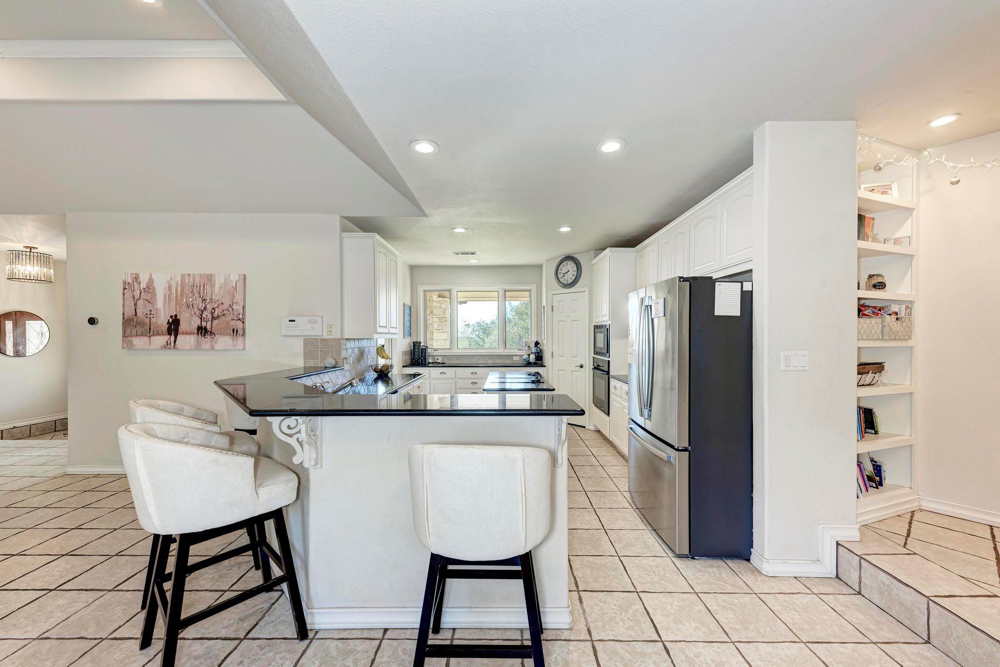 330 Juniper Trl, Kingsland, TX 78639