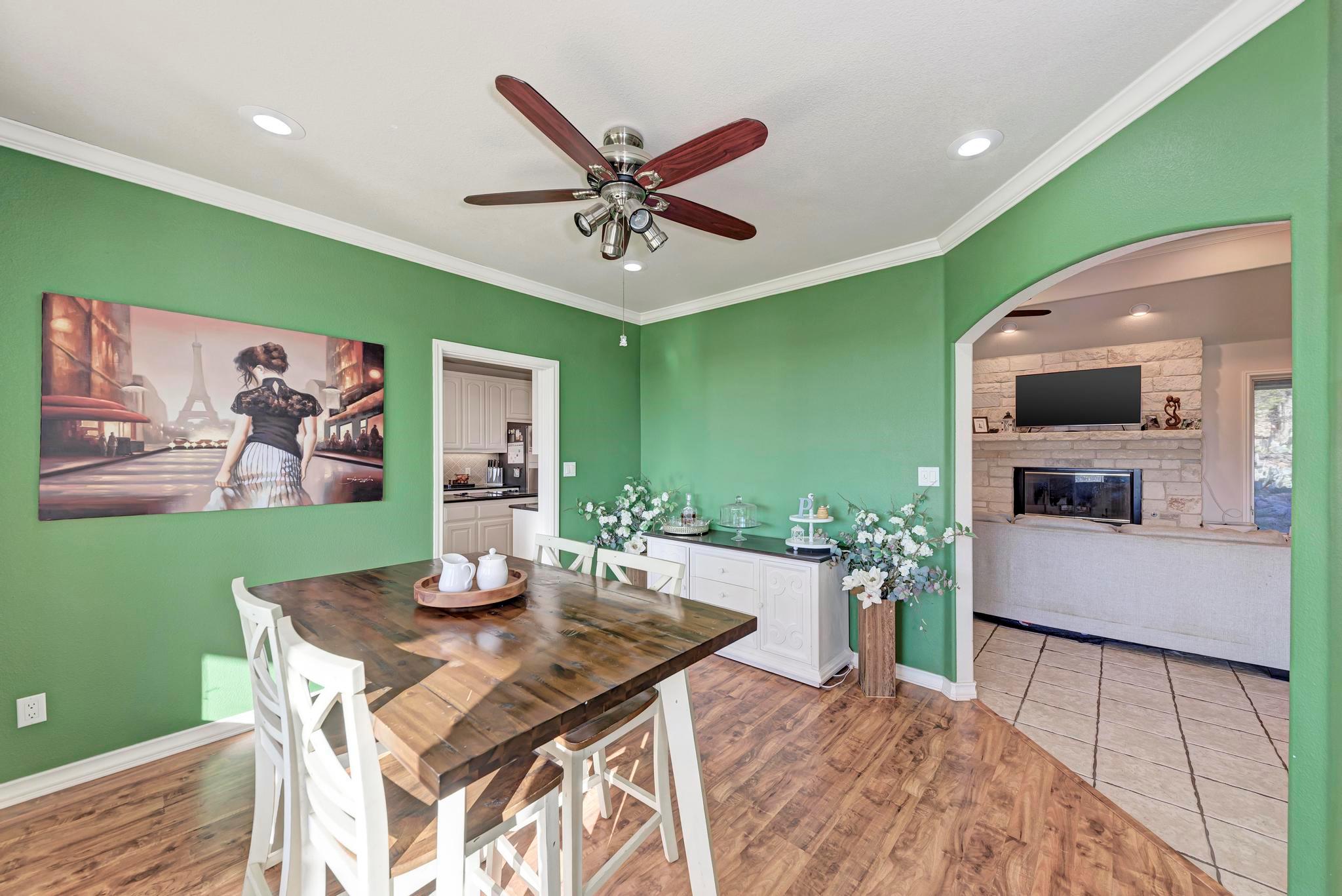 330 Juniper Trl, Kingsland, TX 78639