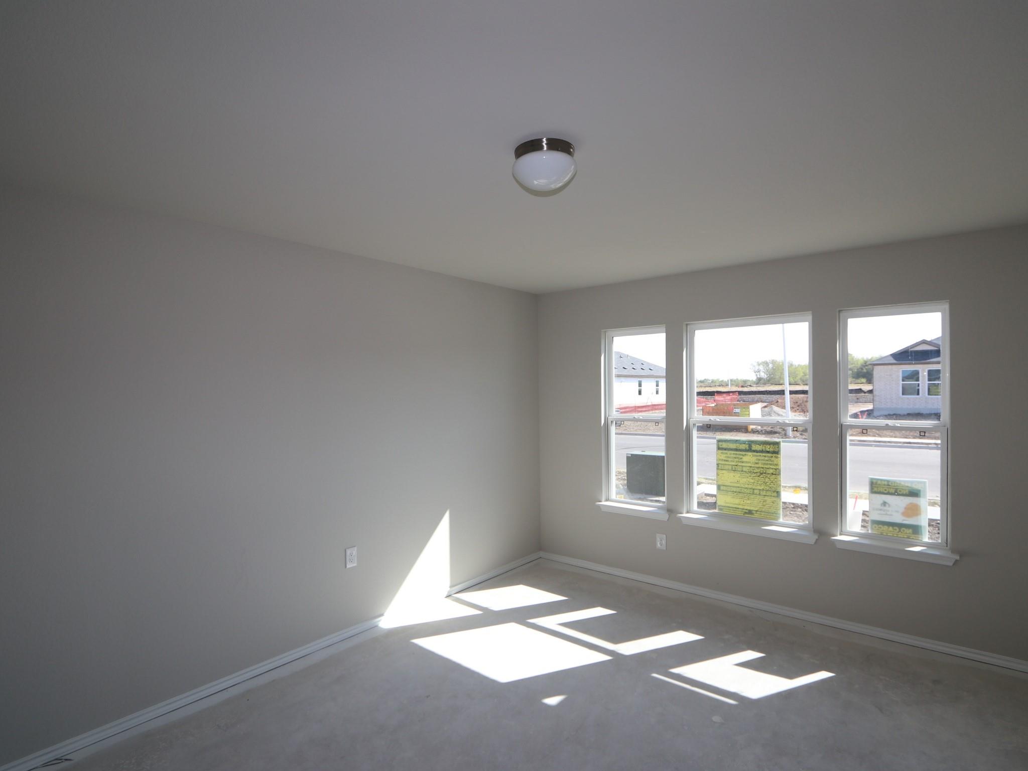 9104 Furman Dr, Austin, TX 78747