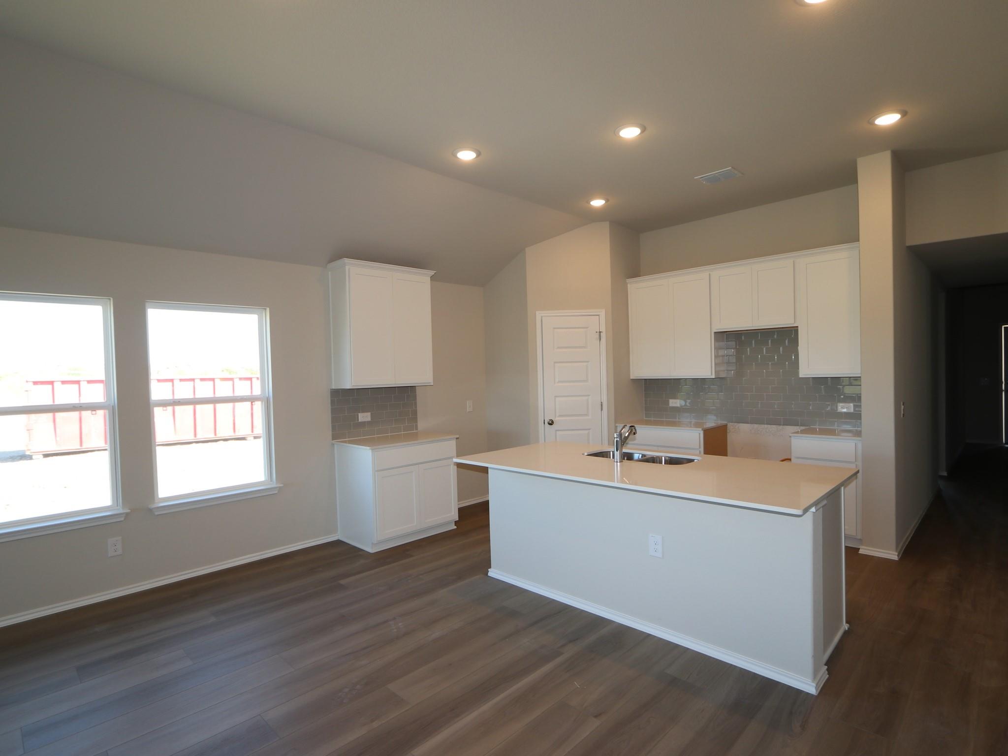 9104 Furman Dr, Austin, TX 78747