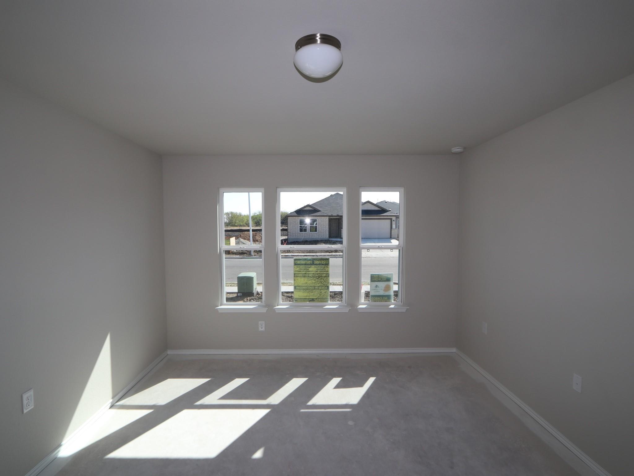 9104 Furman Dr, Austin, TX 78747