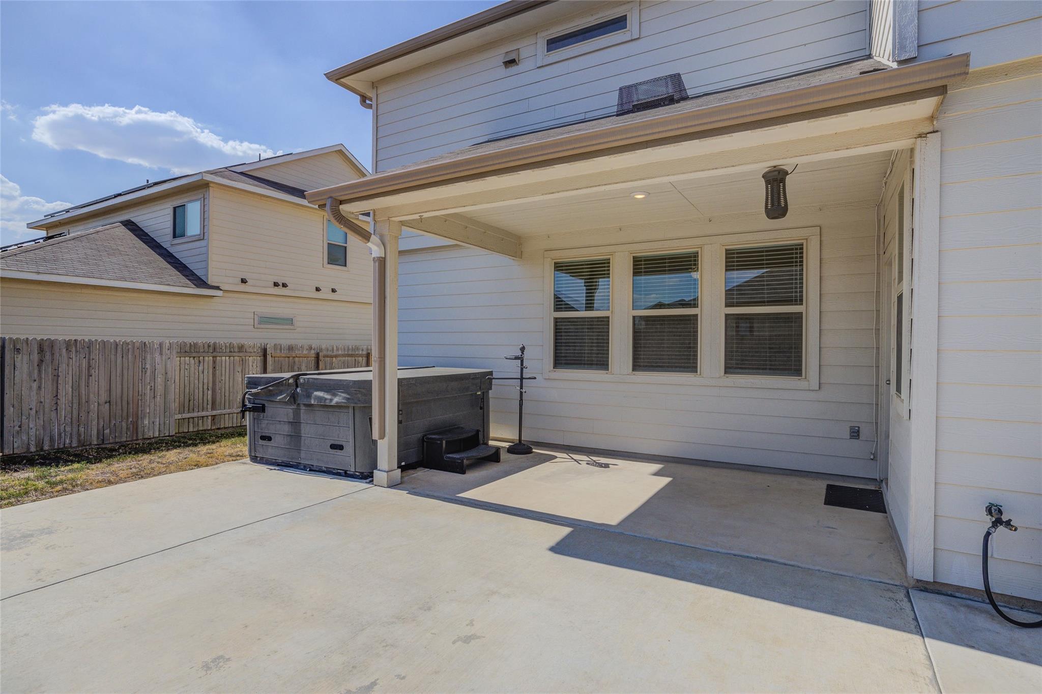 272 Blooming Trl, Kyle, TX 78640