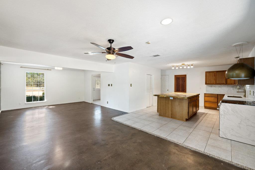 2412 Jones Rd, Austin, TX 78745