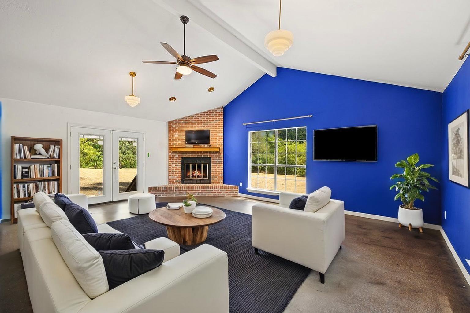 2412 Jones Rd, Austin, TX 78745