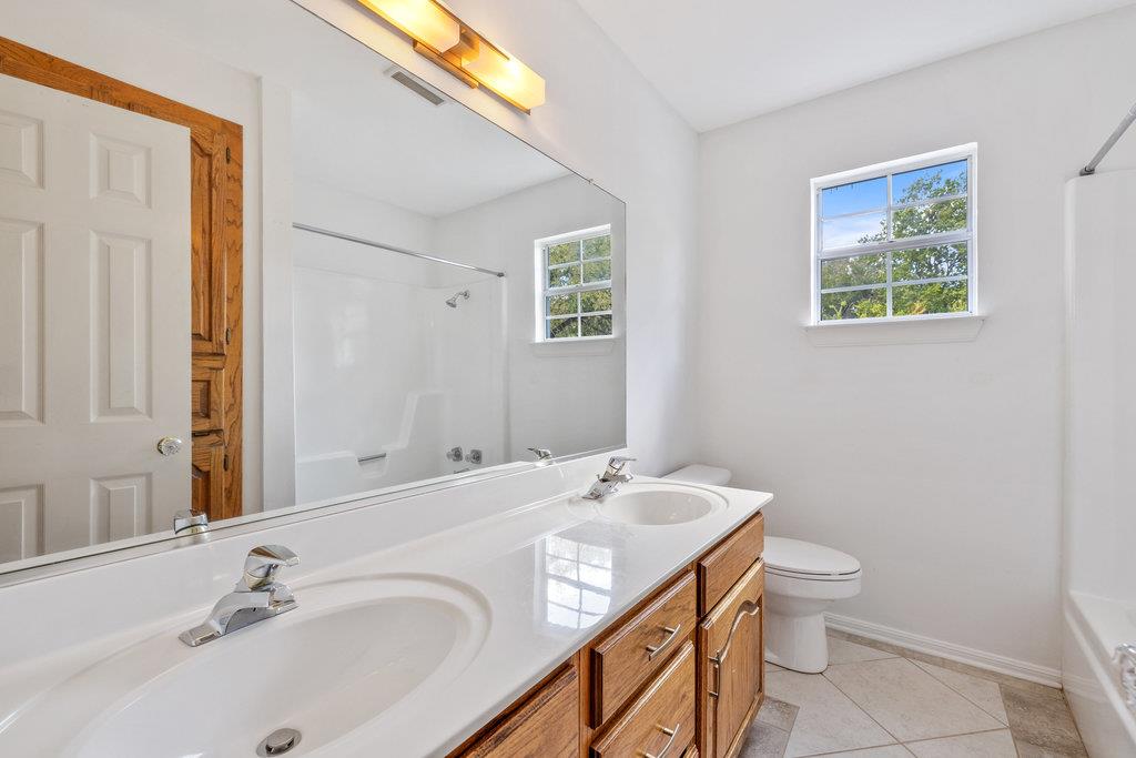 2412 Jones Rd, Austin, TX 78745