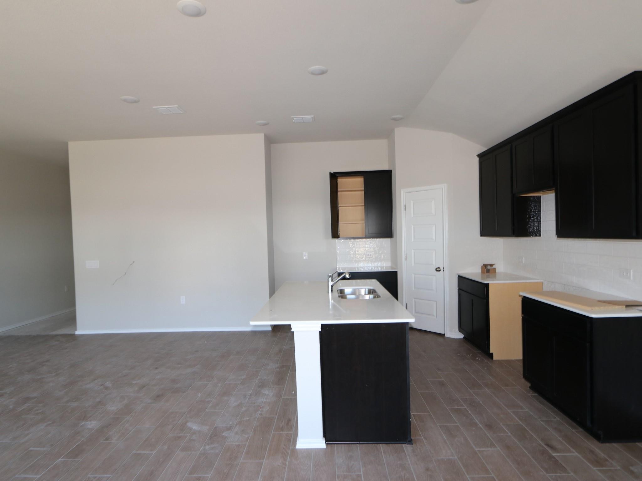 9109 Furman Dr, Austin, TX 78747