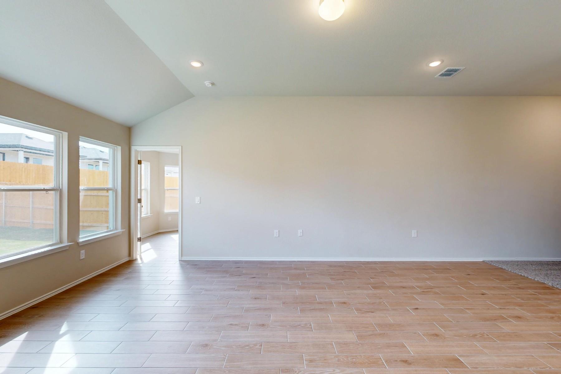 9109 Furman Dr, Austin, TX 78747