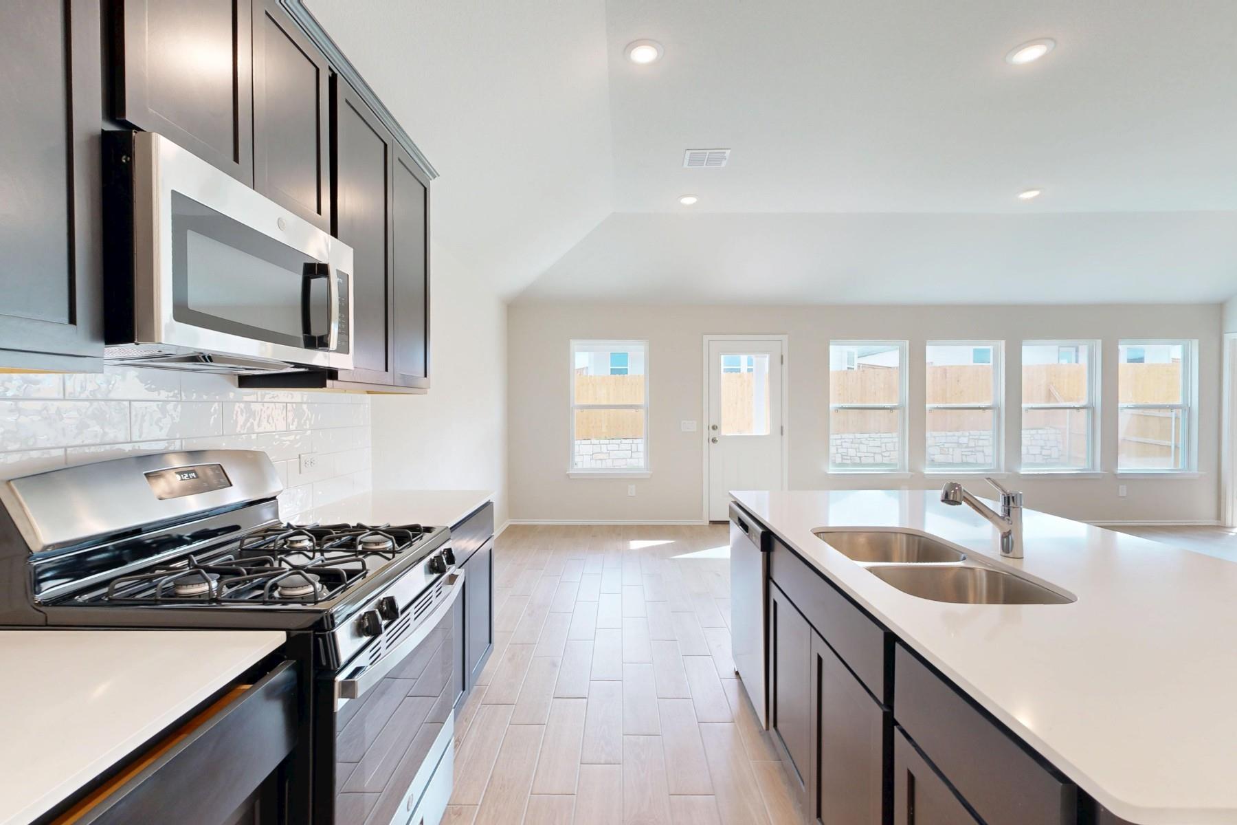 9109 Furman Dr, Austin, TX 78747