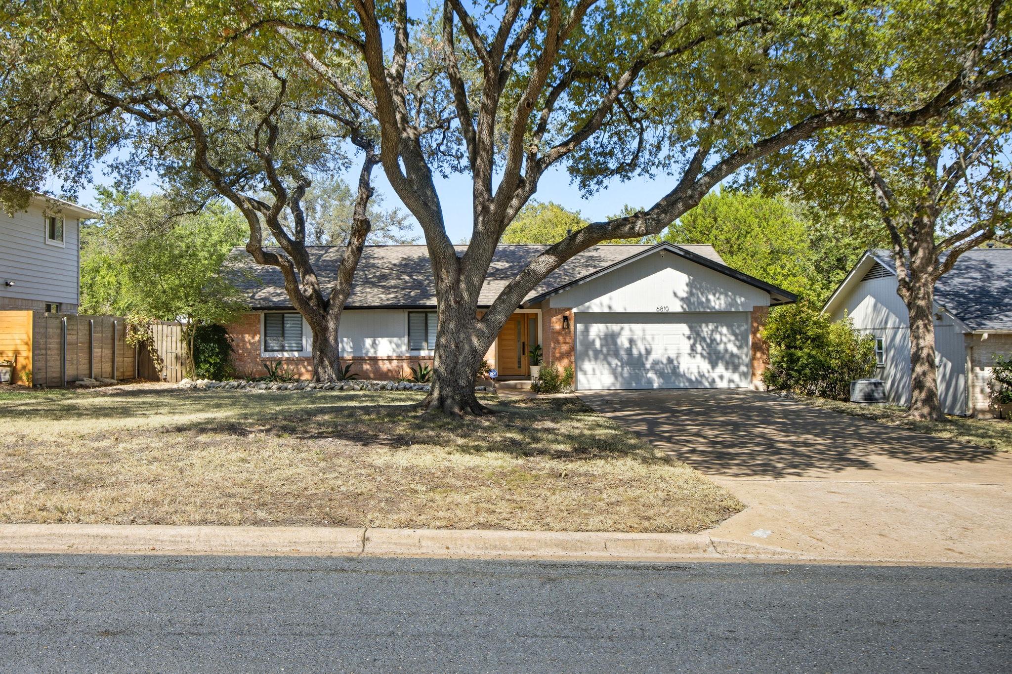 6810 Shadywood Dr, Austin, TX 78745