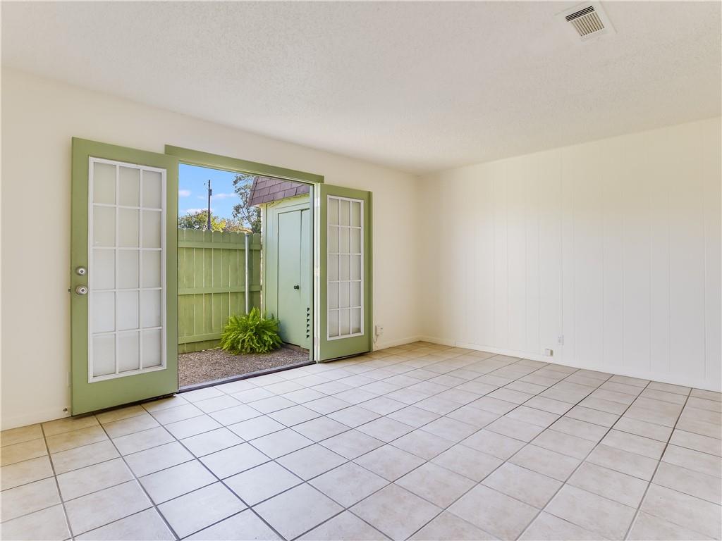 2804 Westhill Dr # 101, Austin, TX 78704