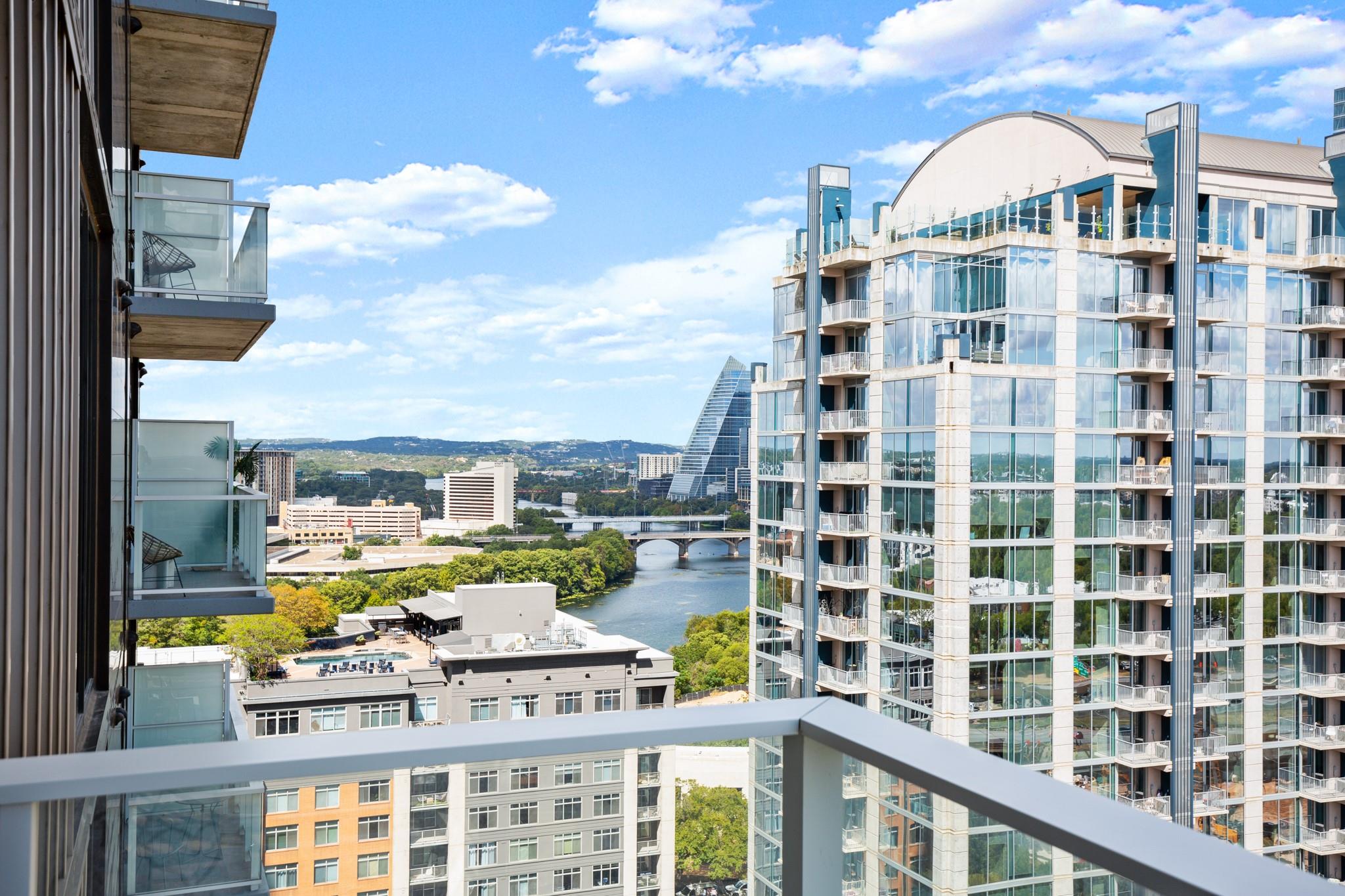 48 East Ave # 2004, Austin, TX 78701