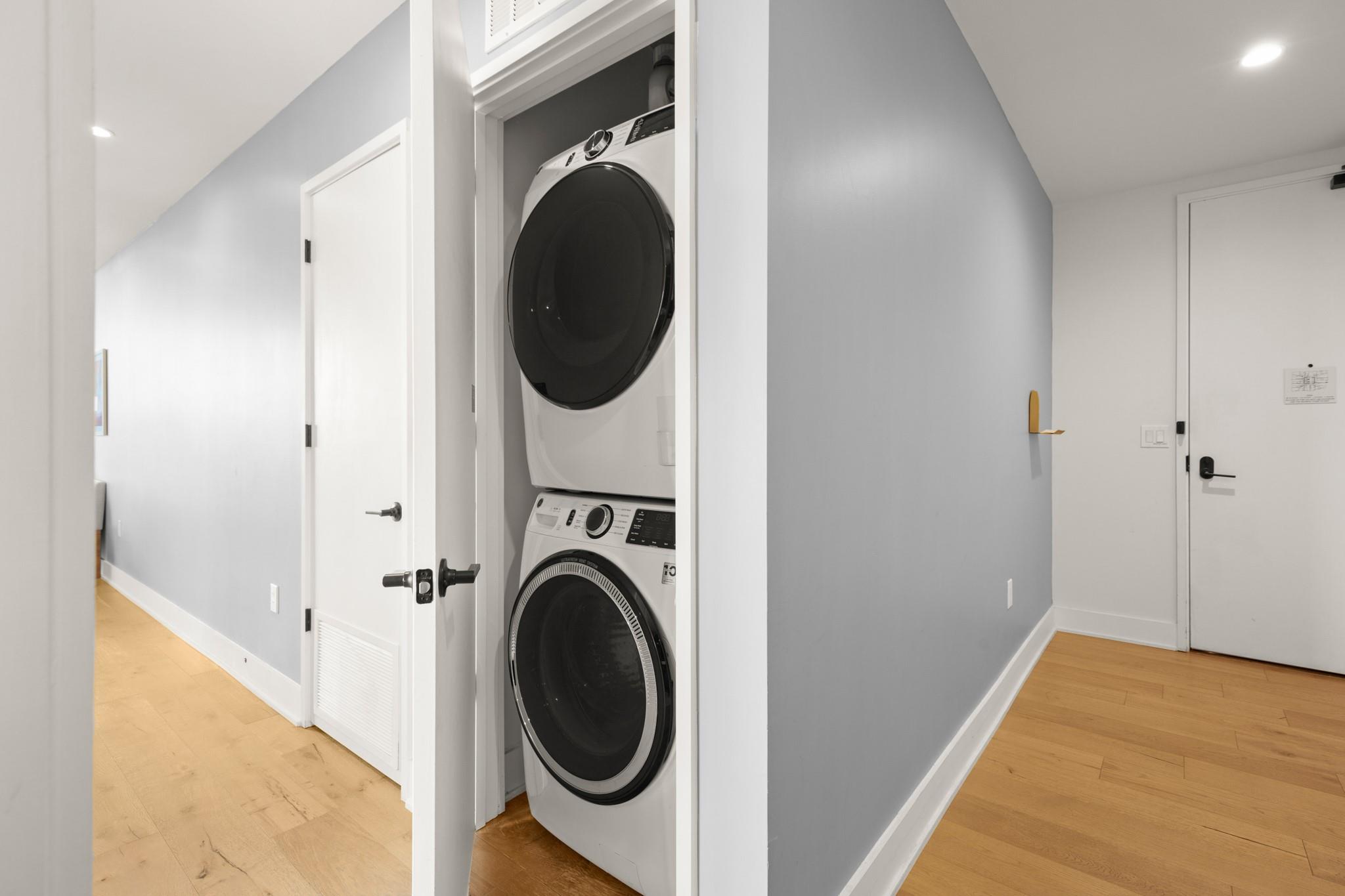 48 East Ave # 2004, Austin, TX 78701