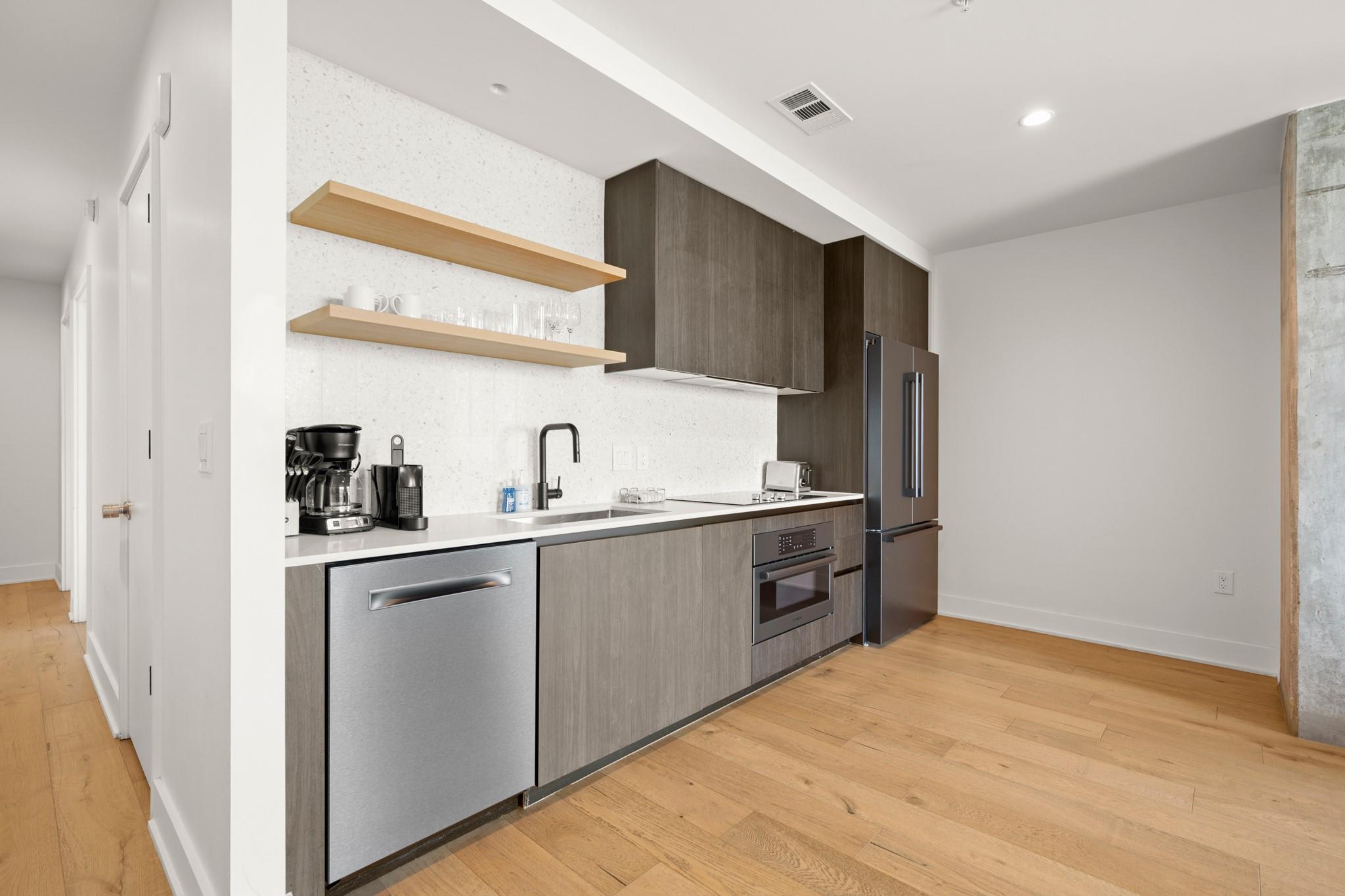 48 East Ave # 2004, Austin, TX 78701