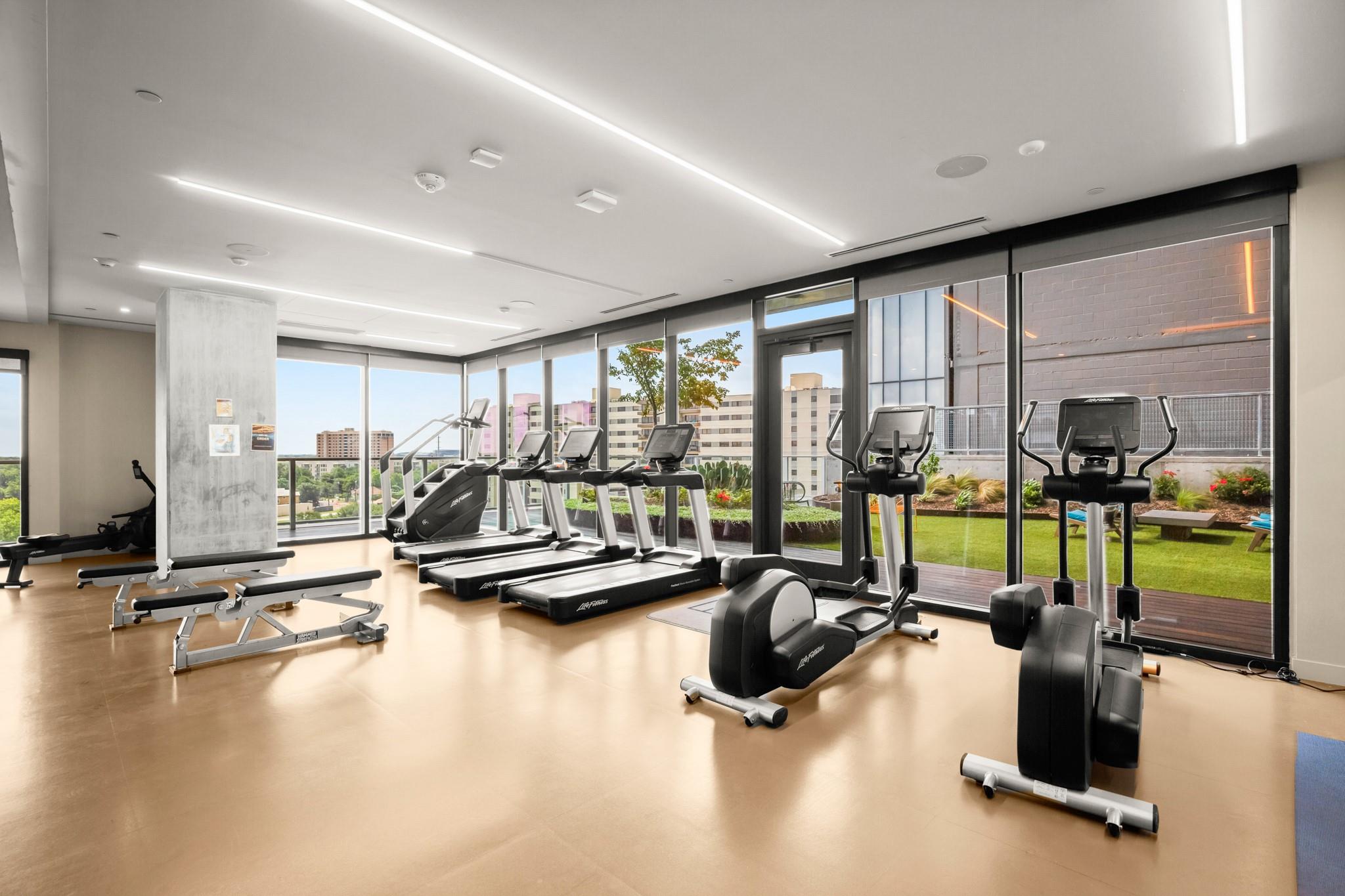 48 East Ave # 2004, Austin, TX 78701