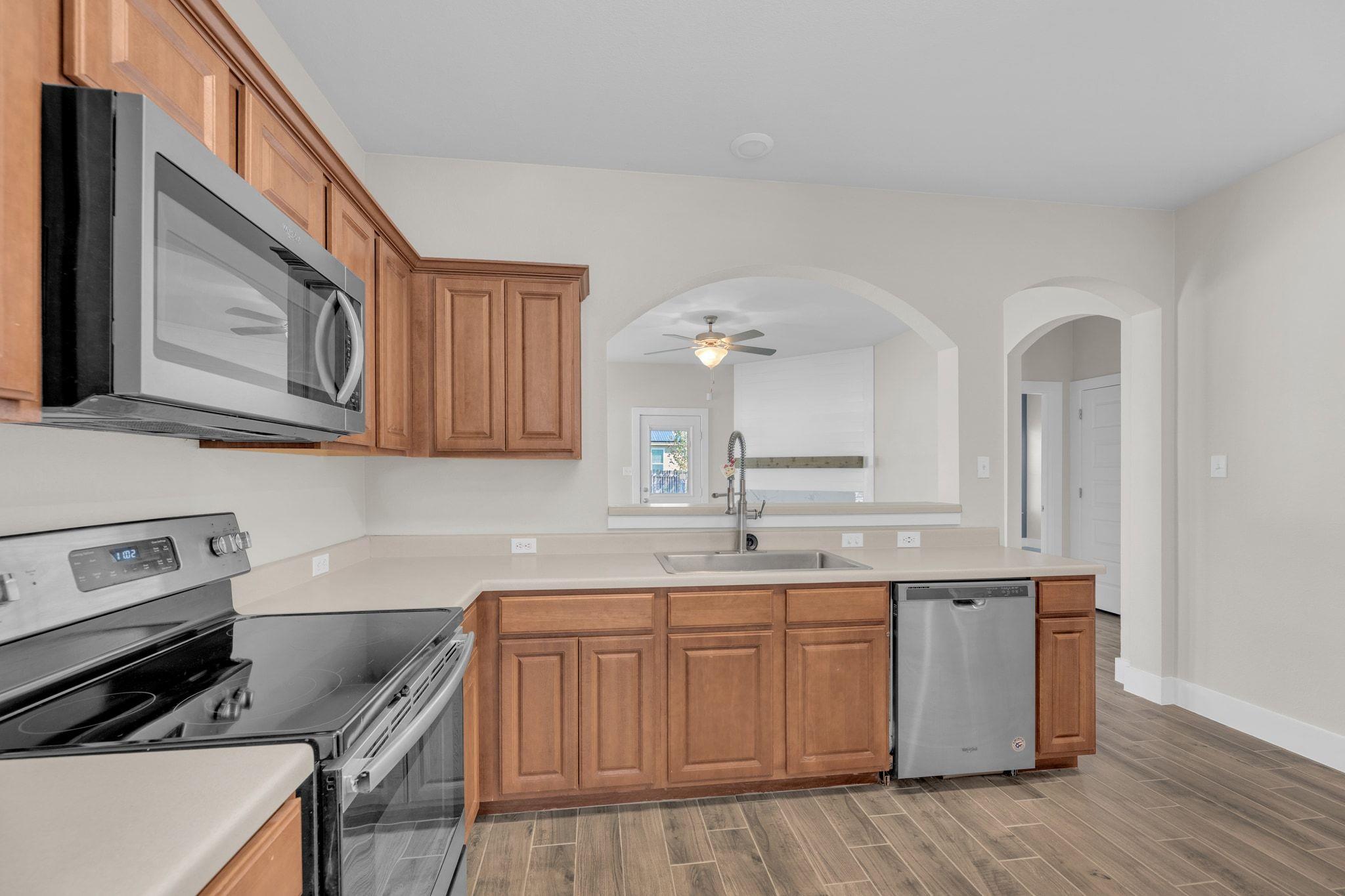 116 Almquist St, Hutto, TX 78634