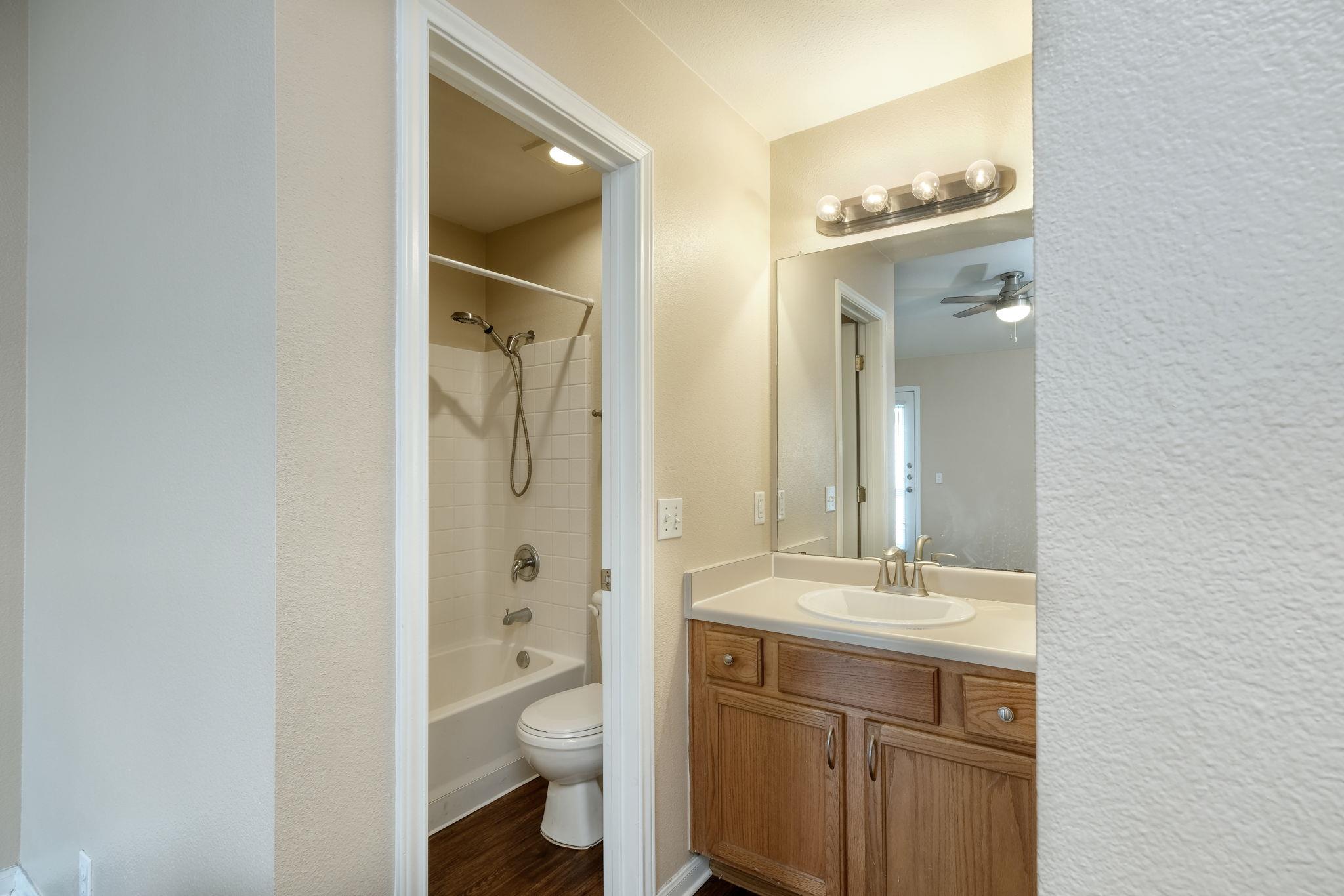 3201 El Salido Pkwy # 121, Cedar Park, TX 78613