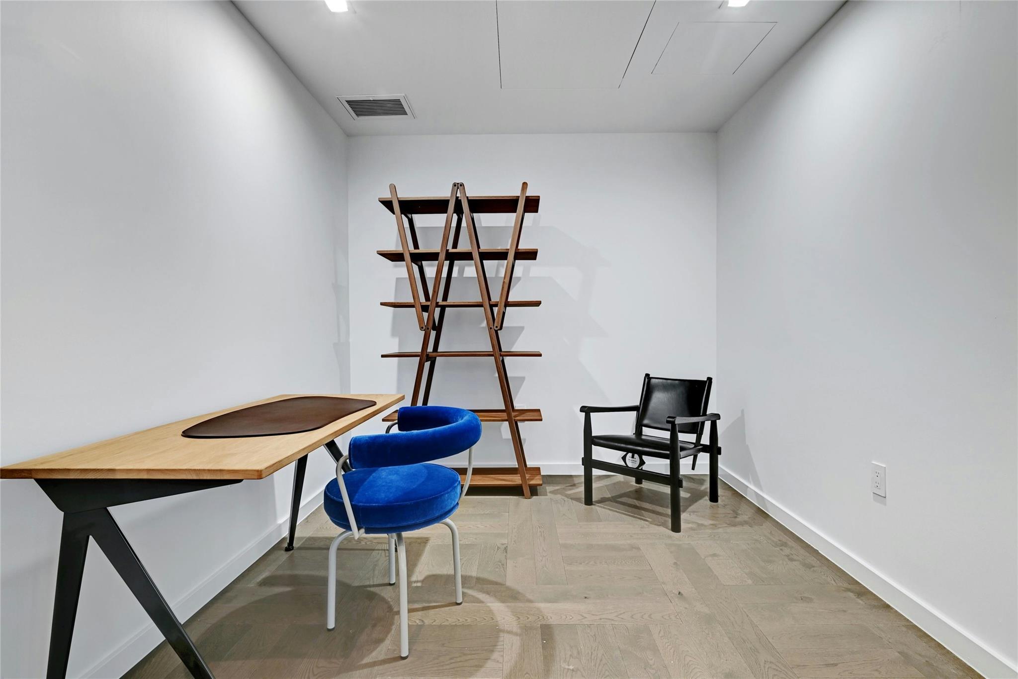 313 W 17th St # 2306, Austin, TX 78701