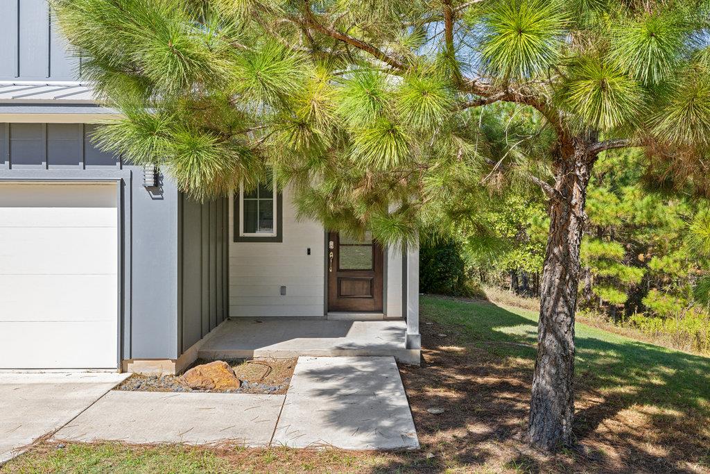 200 Manawianui Dr, Bastrop, TX 78602