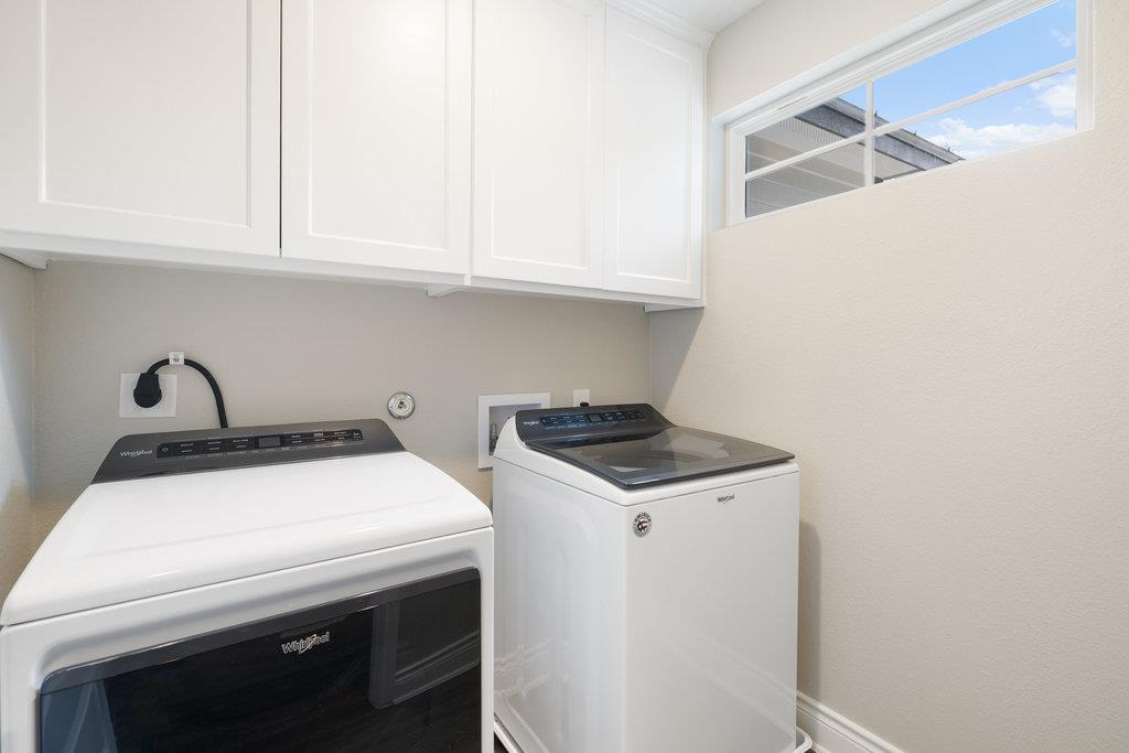 200 Manawianui Dr, Bastrop, TX 78602