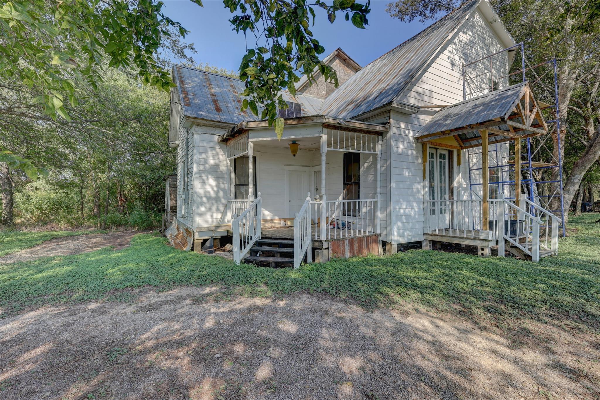 1409 State Highway 22, Whitney, TX 76692