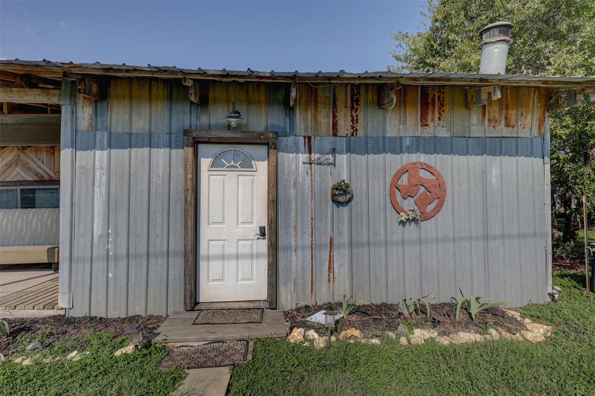 1409 State Highway 22, Whitney, TX 76692