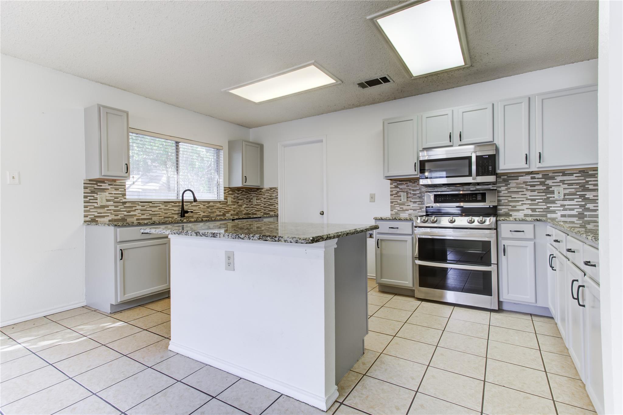 1803 Chino Valley Trl, Round Rock, TX 78665