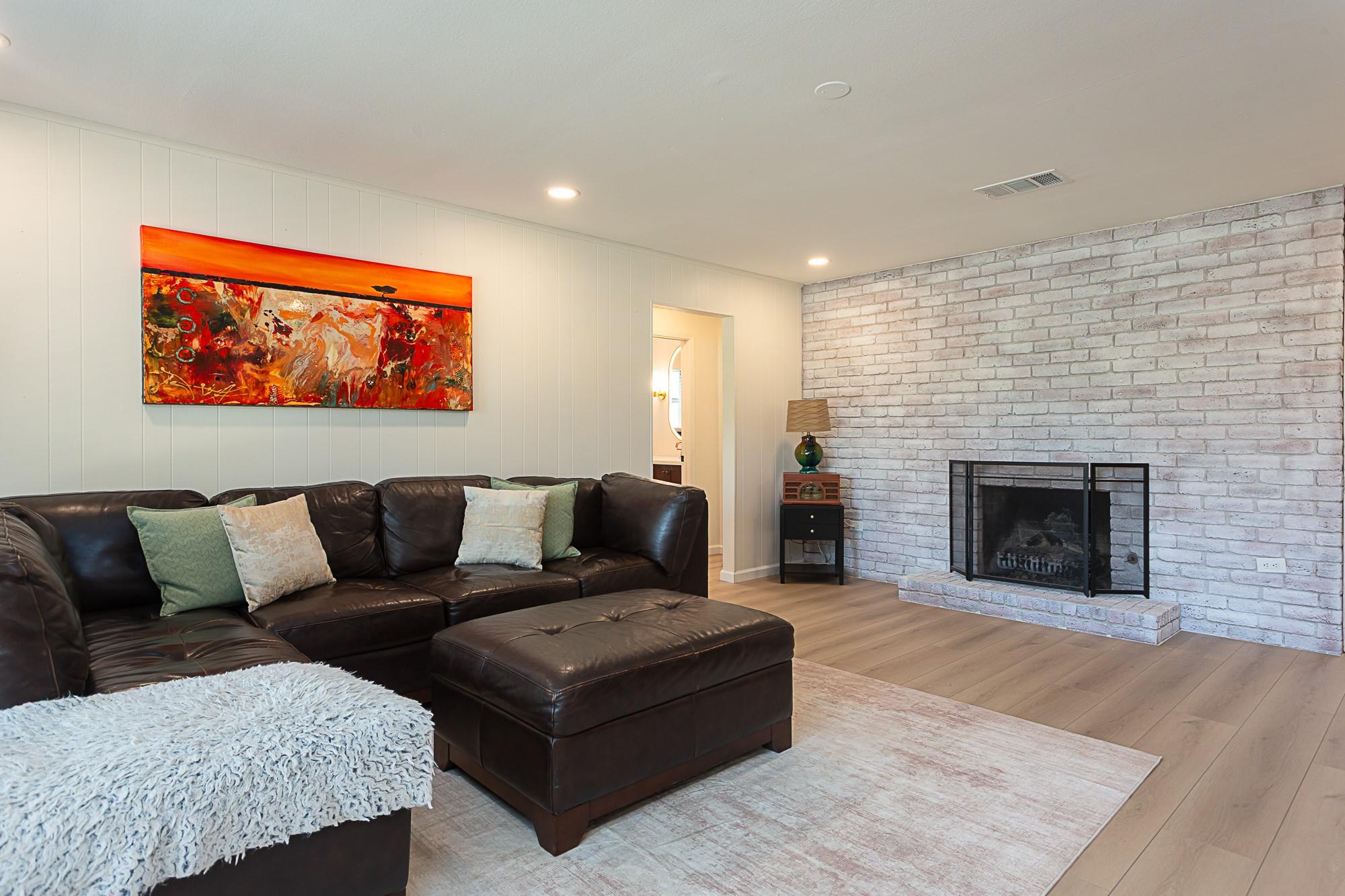 7602 Whispering Oaks Dr, Austin, TX 78745