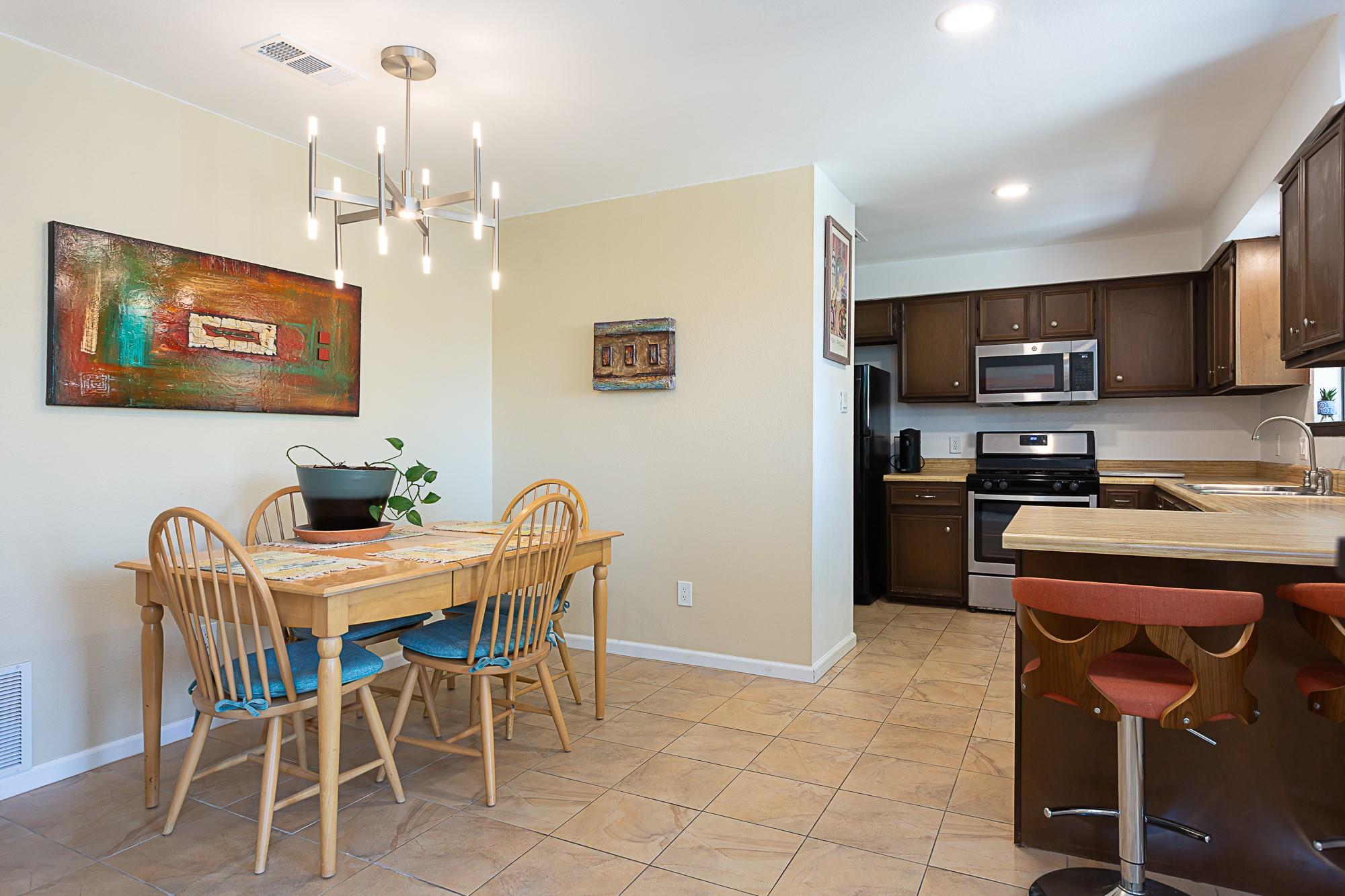 7602 Whispering Oaks Dr, Austin, TX 78745