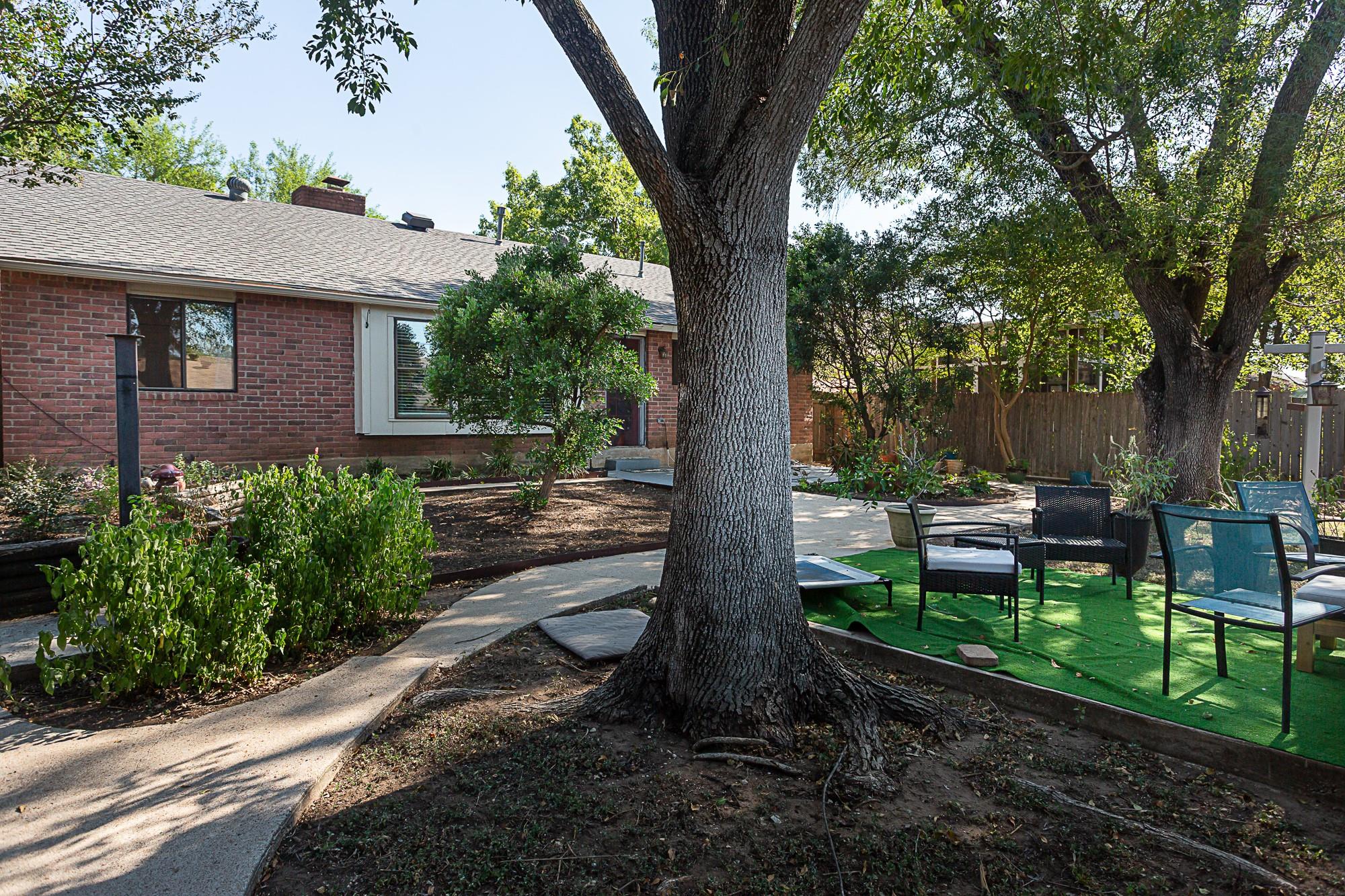 7602 Whispering Oaks Dr, Austin, TX 78745