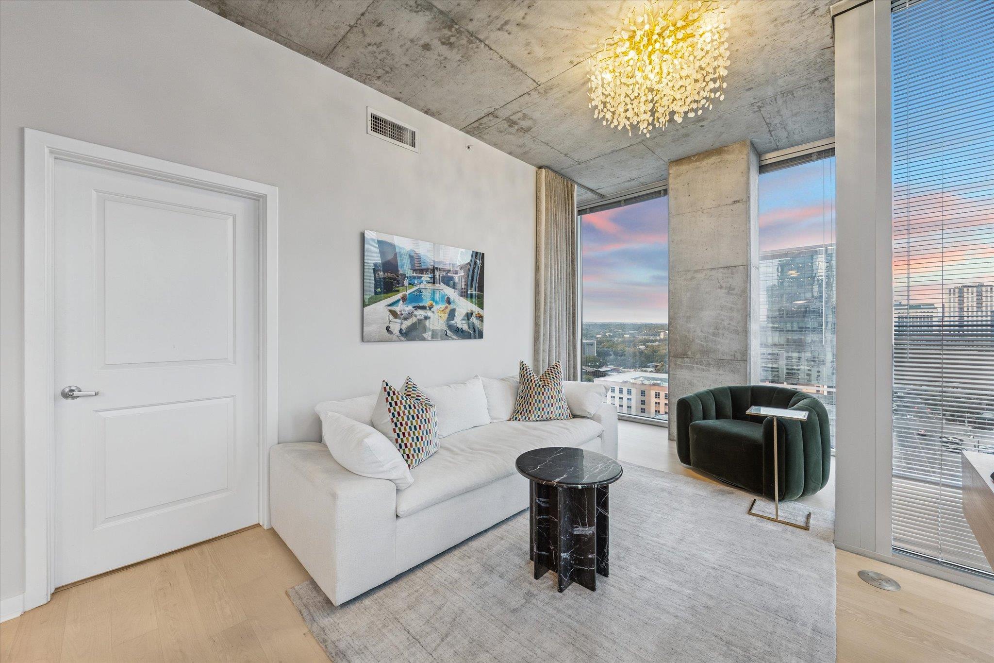 360 Nueces St # 1417, Austin, TX 78701