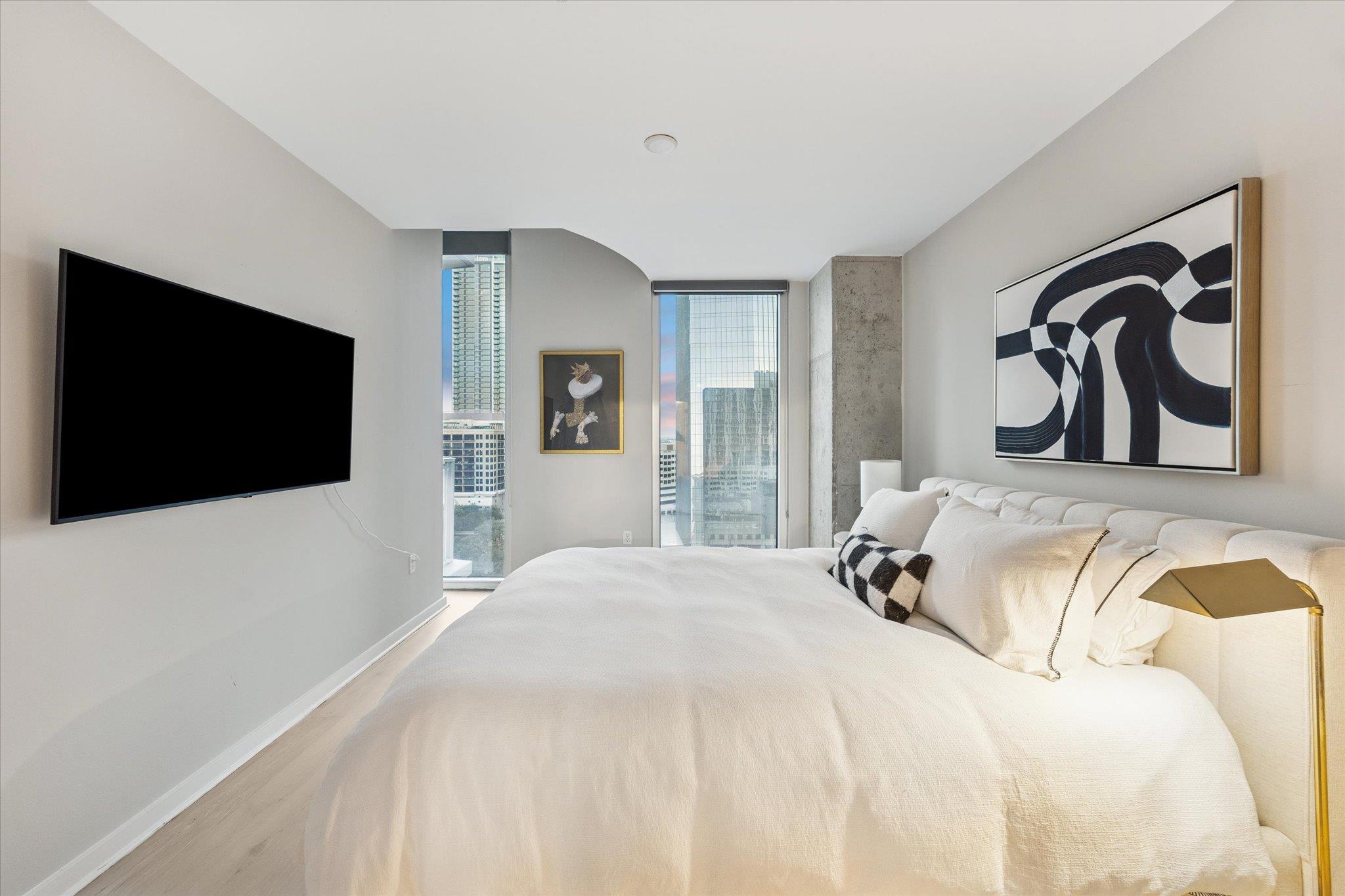 360 Nueces St # 1417, Austin, TX 78701