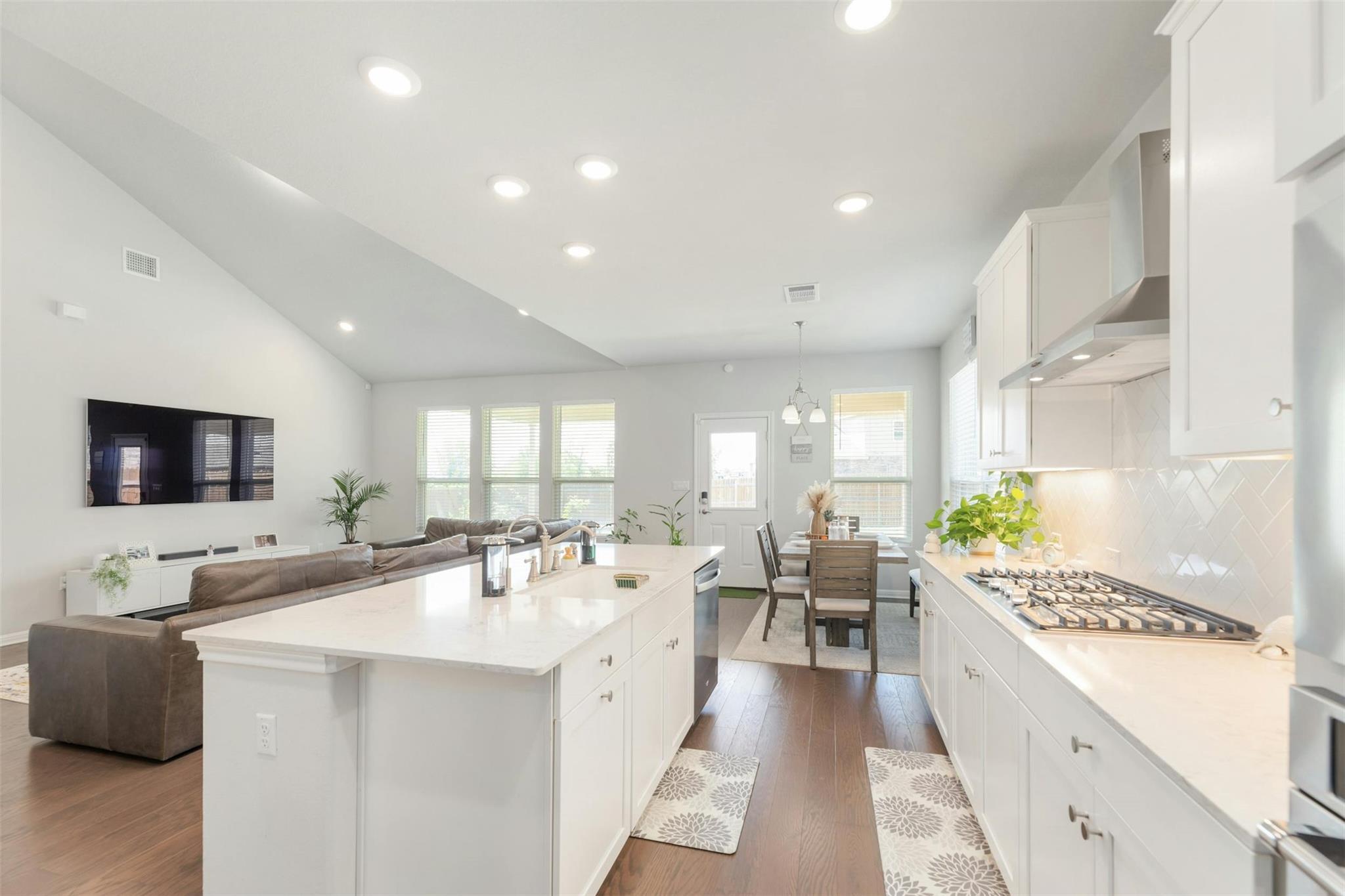 6805 Covina Ln, Pflugerville, TX 78660