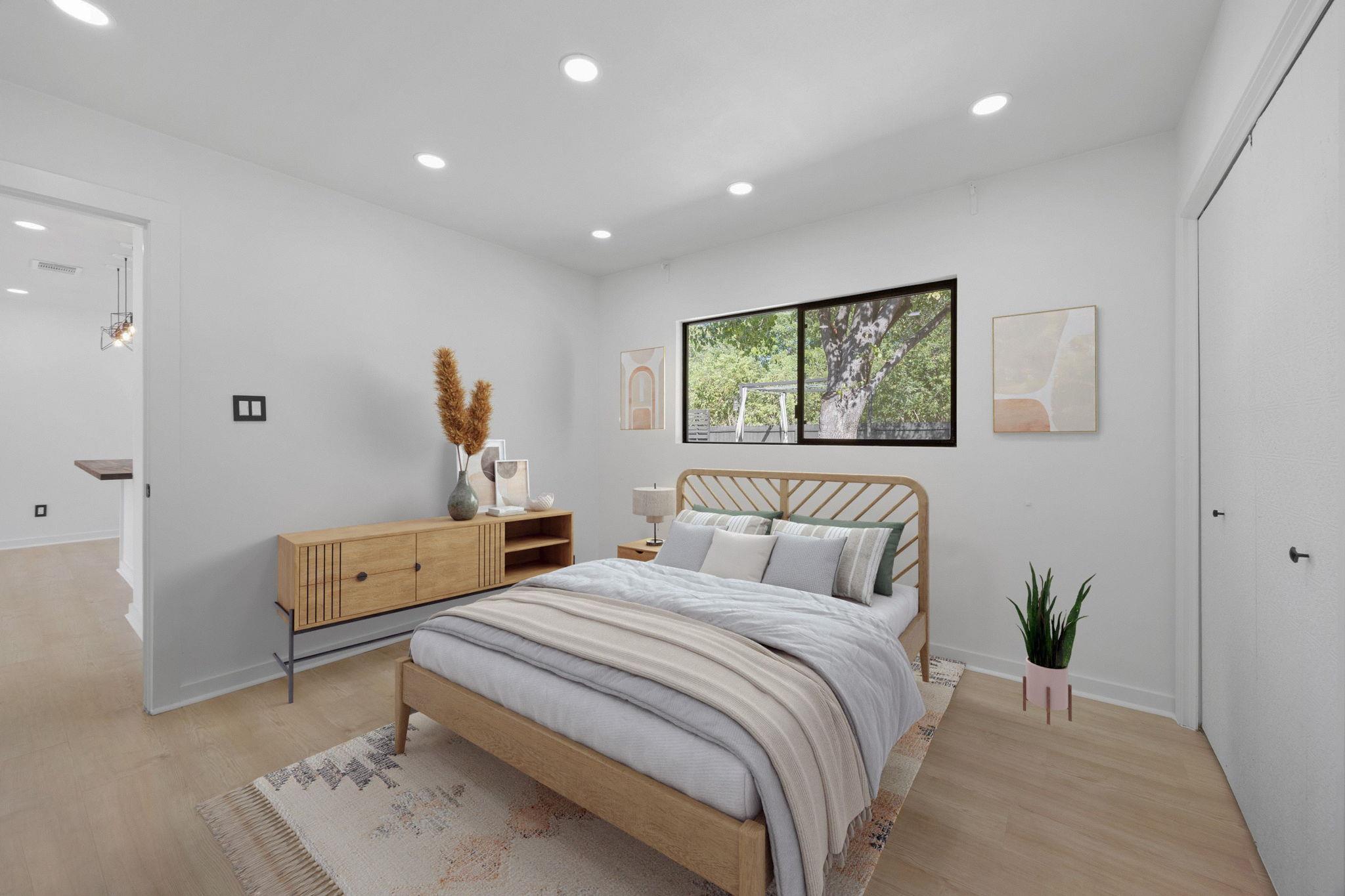 5261 Meadow Creek Dr, Austin, TX 78745