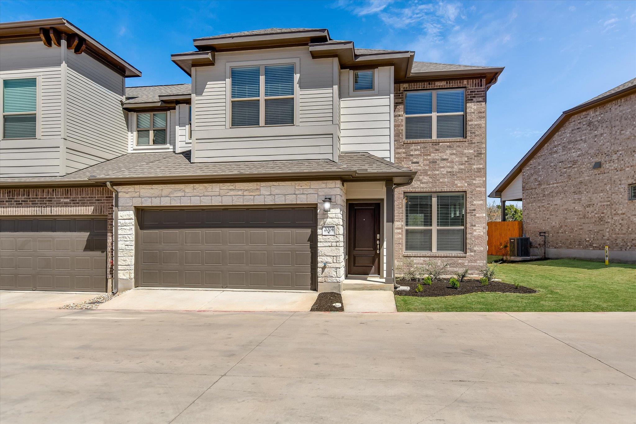 2500 Forest Creek Dr # 2004, Round Rock, TX 78665