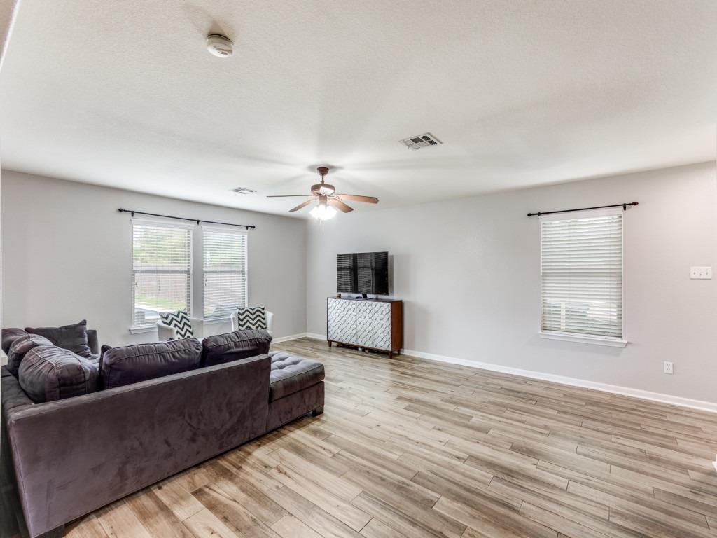 74 Jan Ln, Georgetown, TX 78626